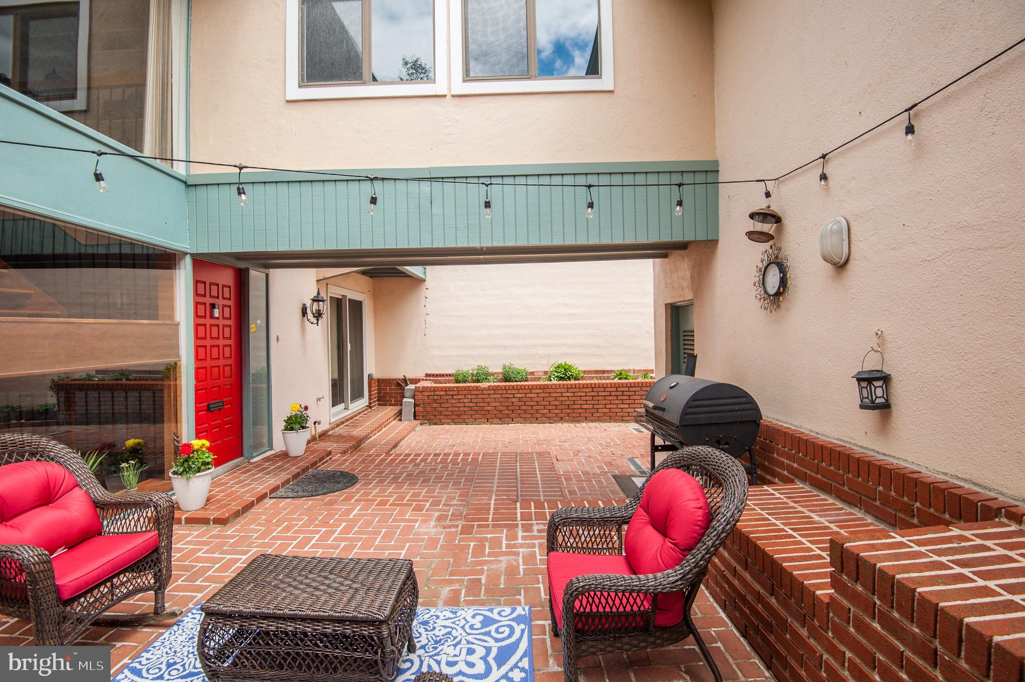 RESTON - Residential Lease