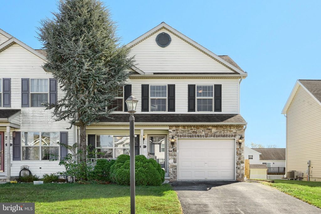 Photo of 39 Birch Drive, HANOVER, PA 17331 (MLS # PAAD2020148)