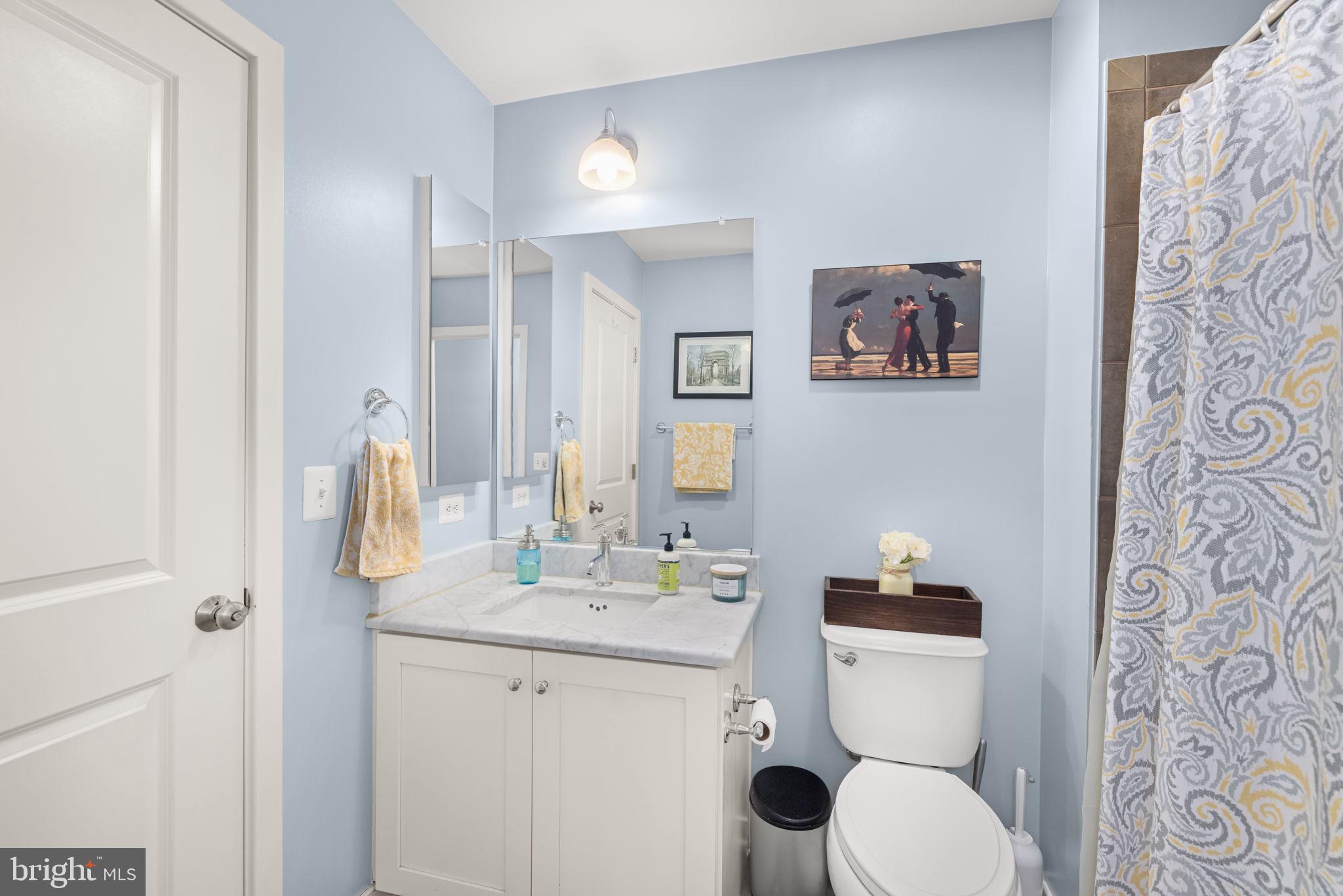 OLD TOWN COMMONS - Residential