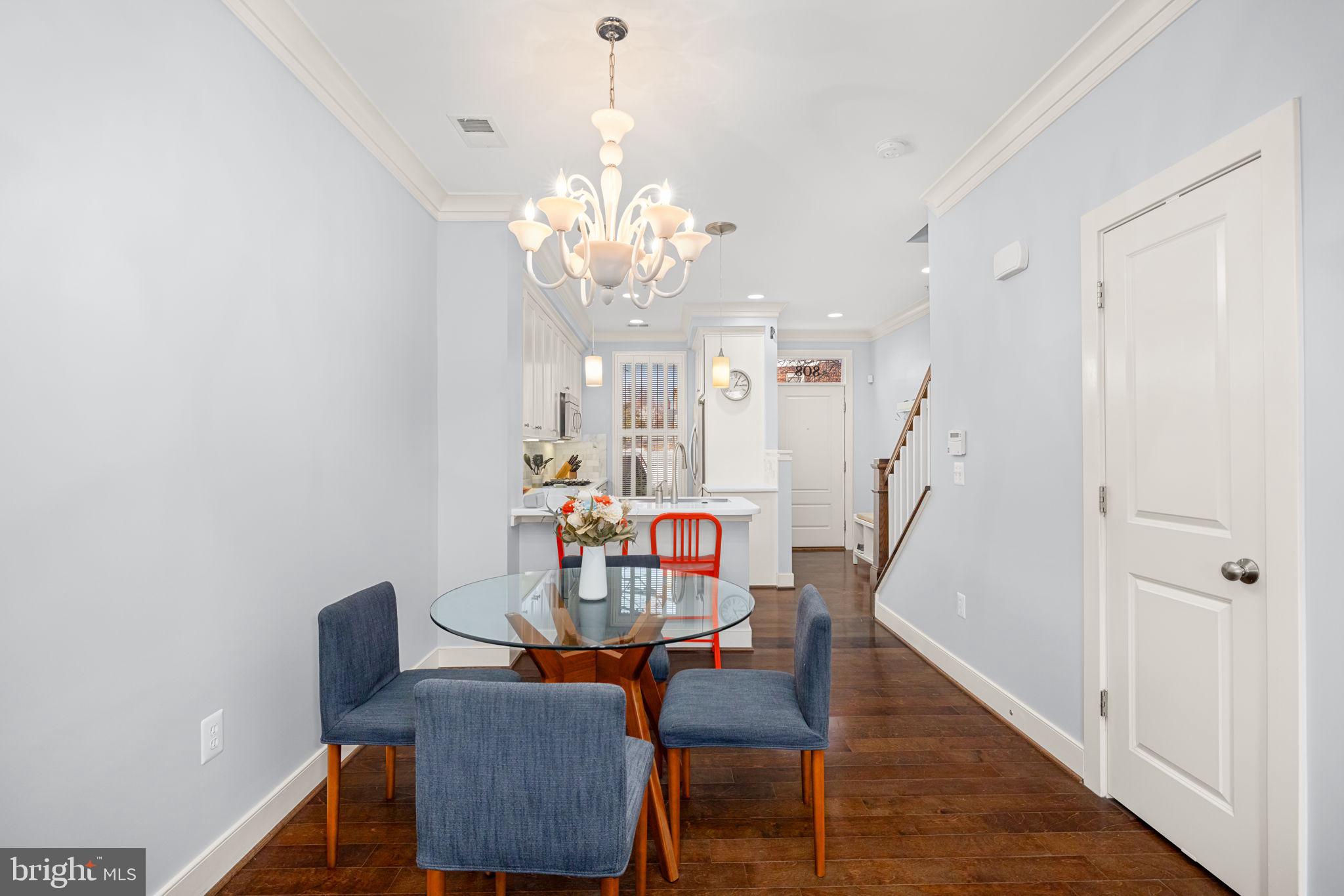 OLD TOWN COMMONS - Residential