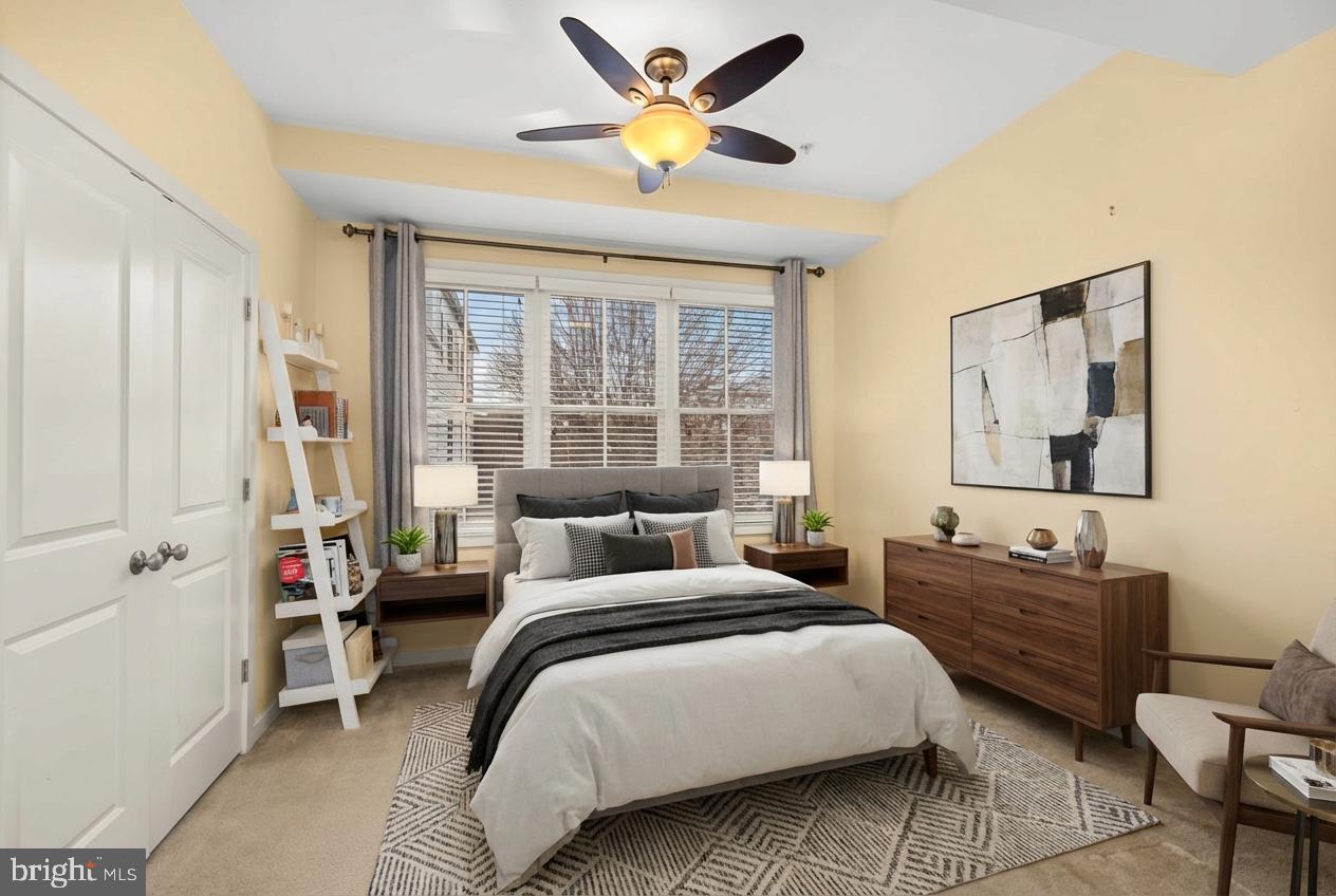 OLD TOWN COMMONS - Residential