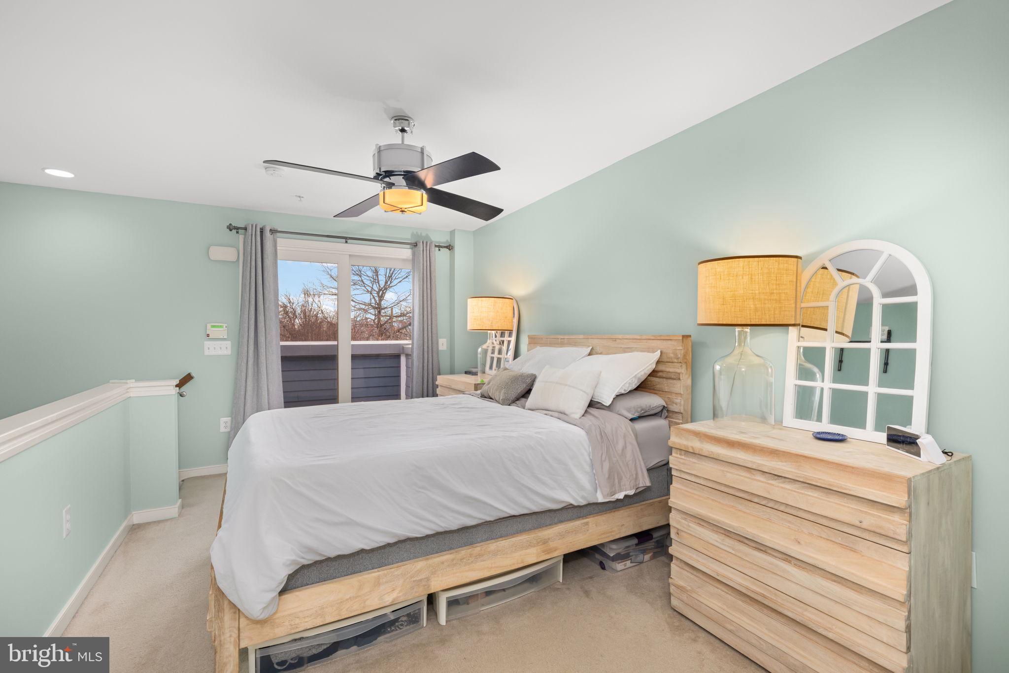 OLD TOWN COMMONS - Residential