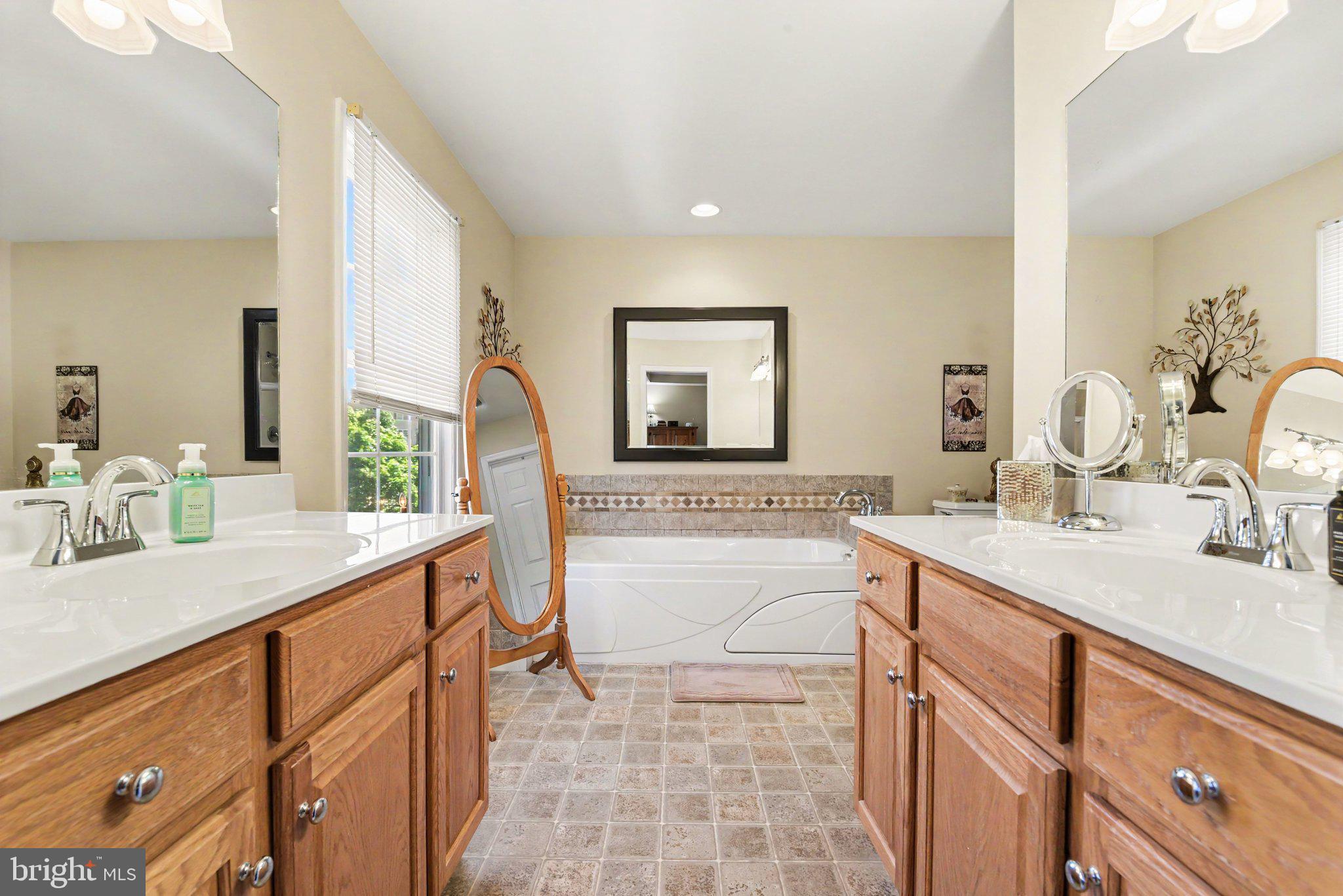 PHEASANT RIDGE - Residential
