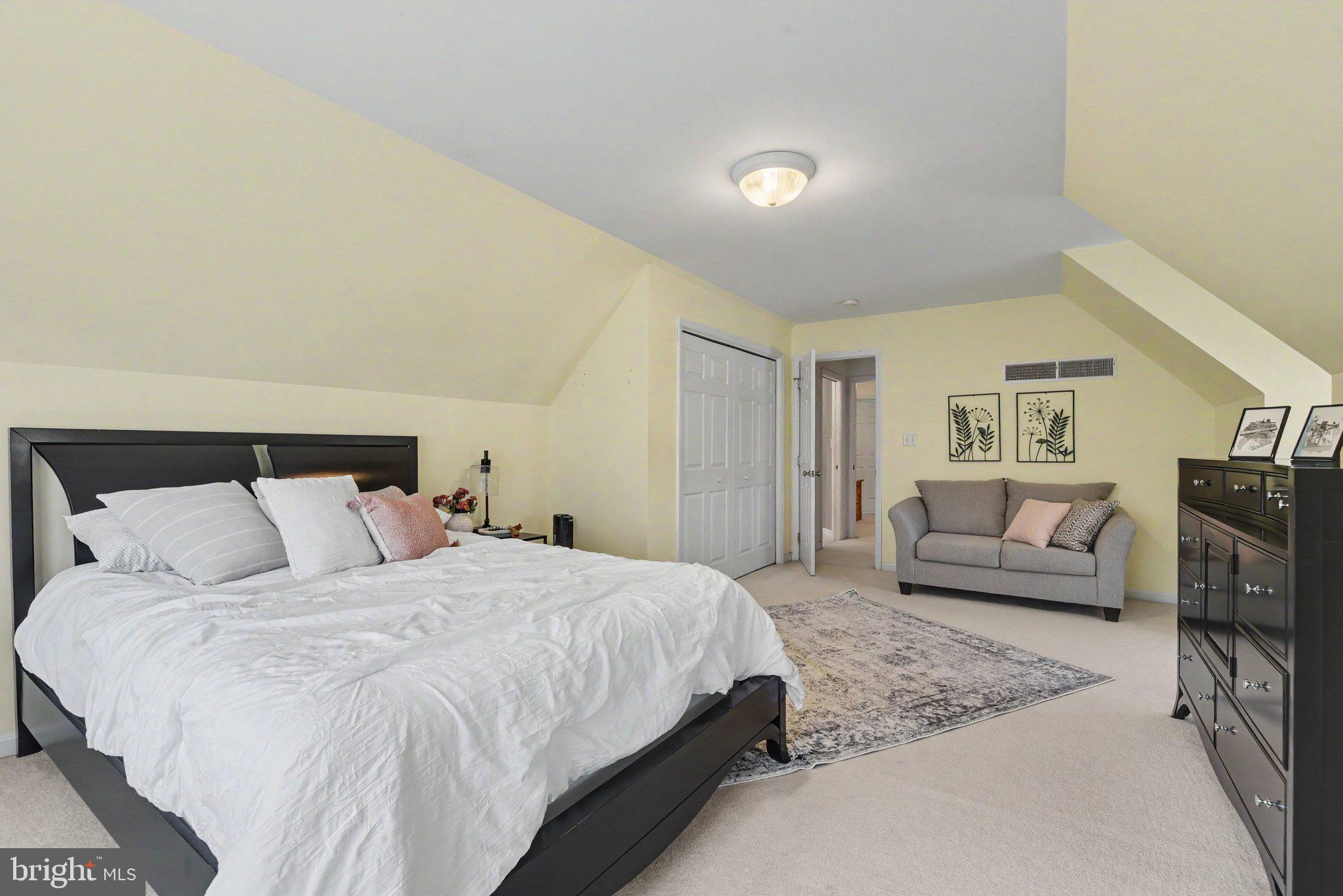PHEASANT RIDGE - Residential