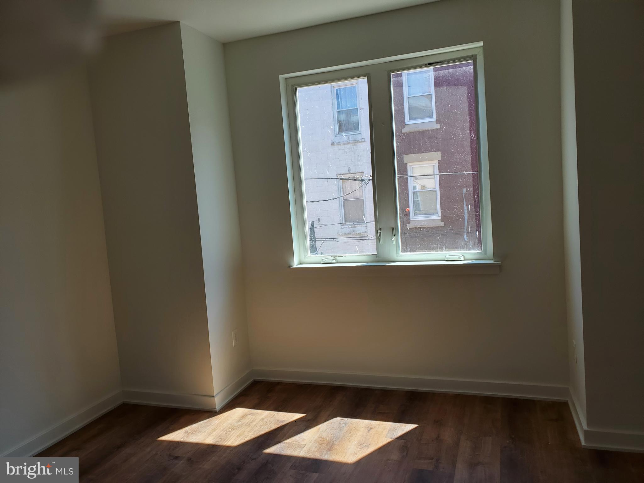 TEMPLE UNIVERSITY - Residential Lease