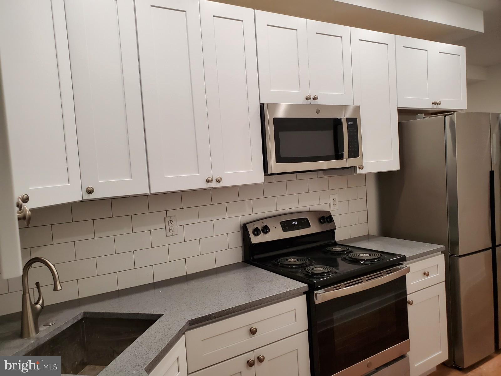 TEMPLE UNIVERSITY - Residential Lease