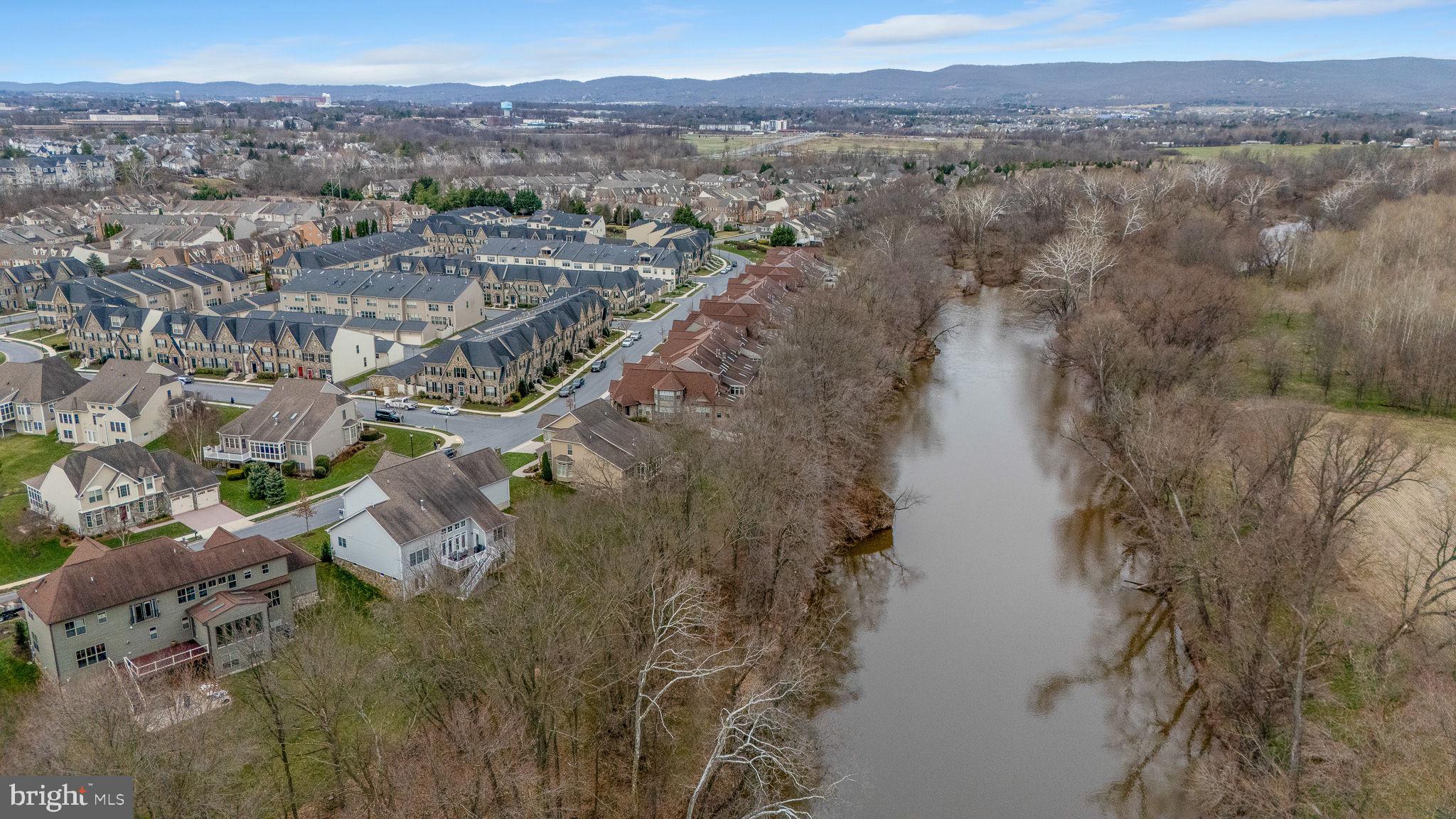 WORMANS MILL - Residential
