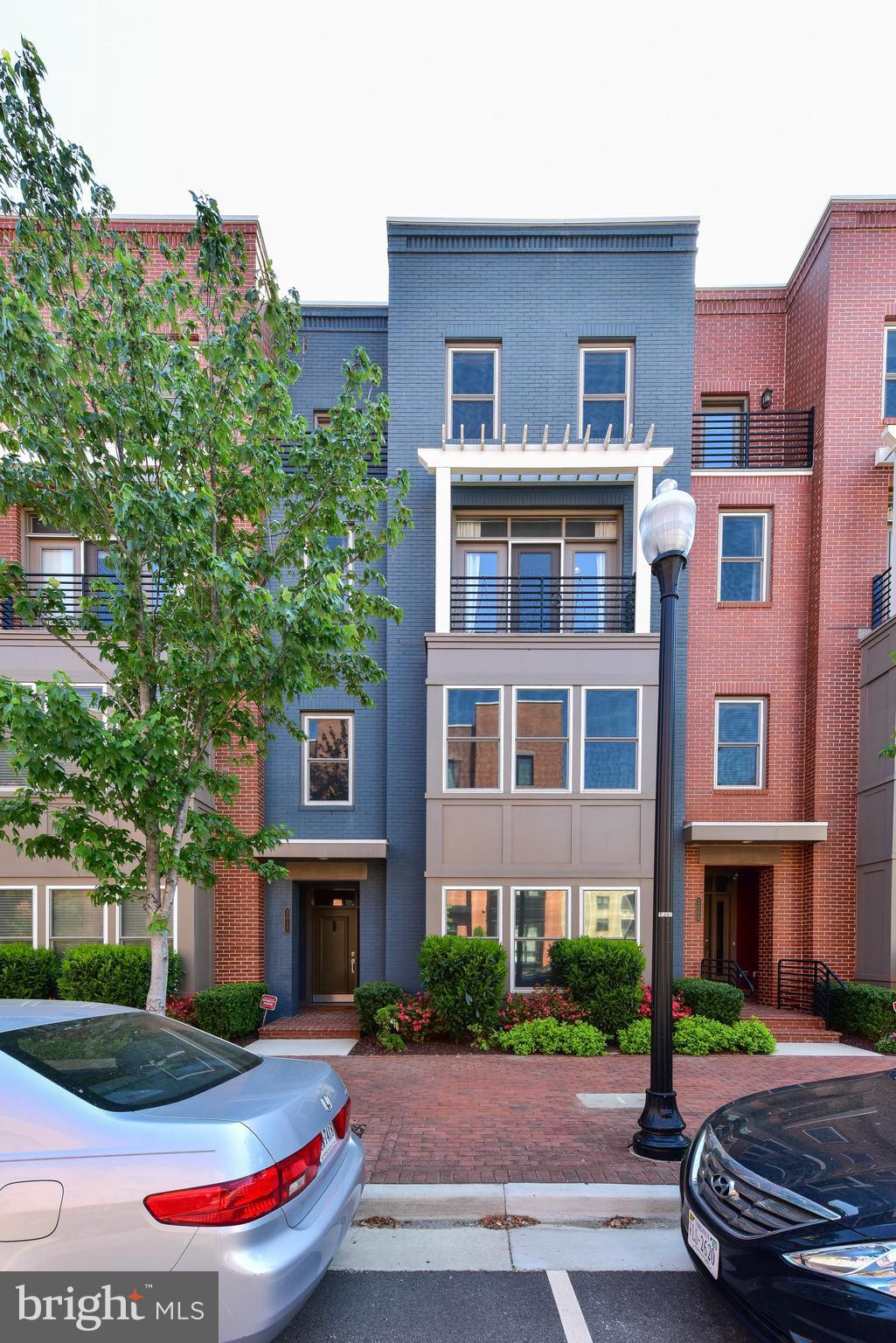 POTOMAC YARD - Residential