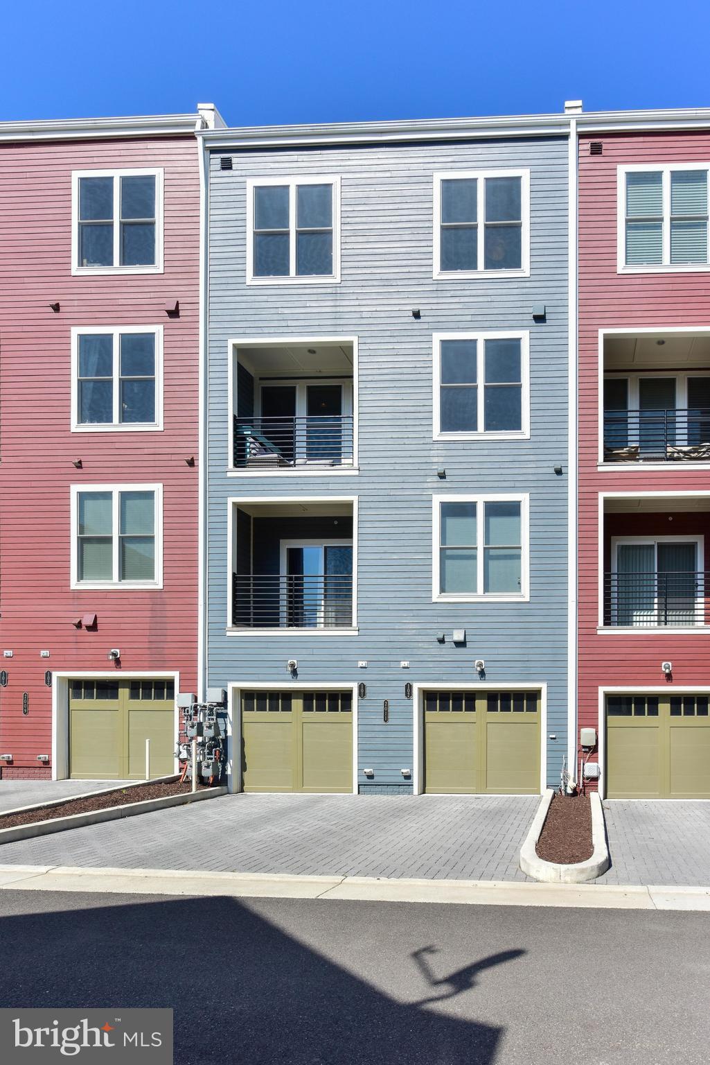 POTOMAC YARD - Residential