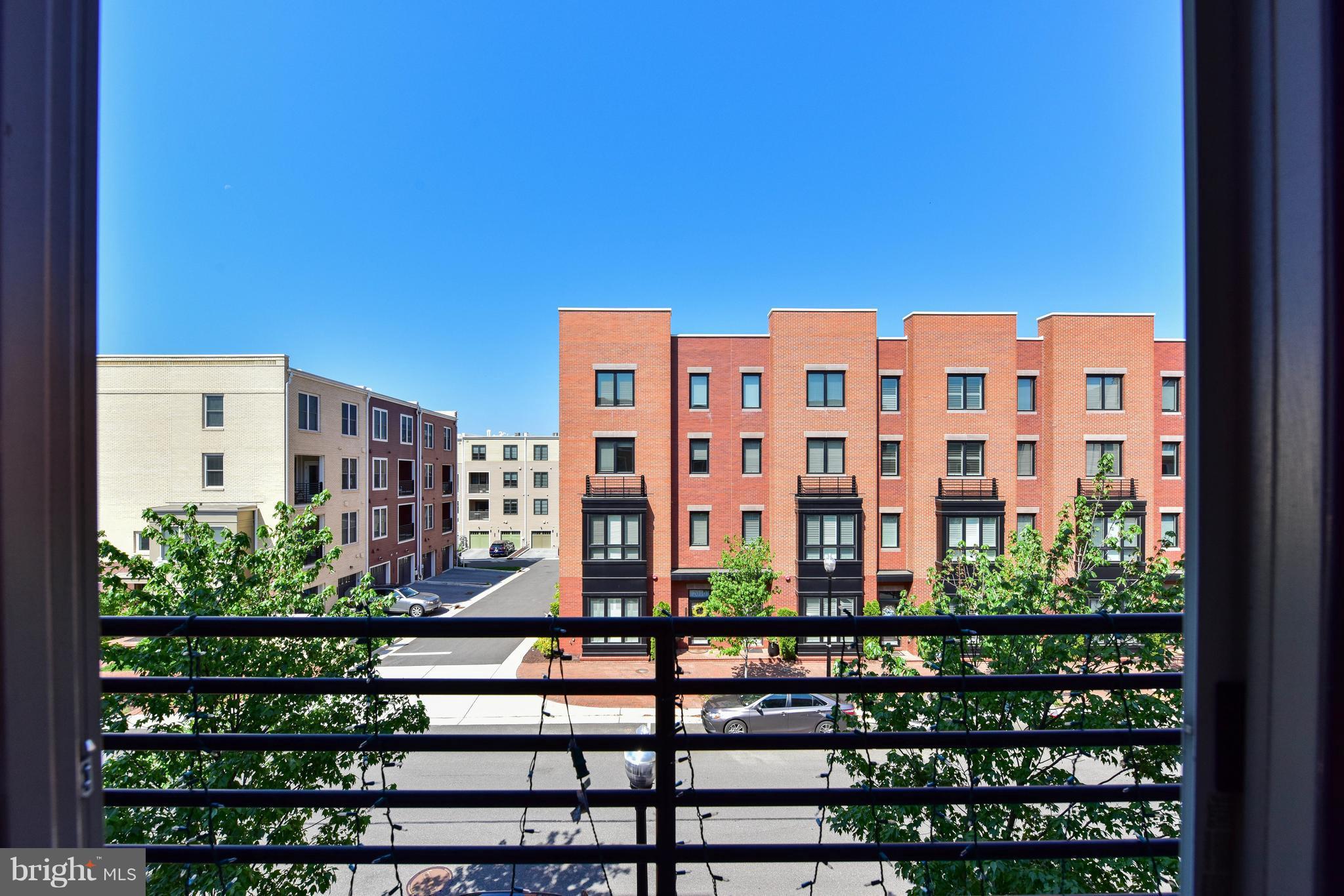 POTOMAC YARD - Residential