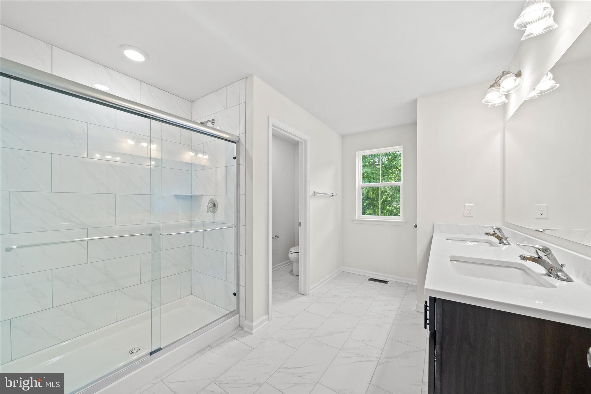 HIDDEN BROOK - Residential