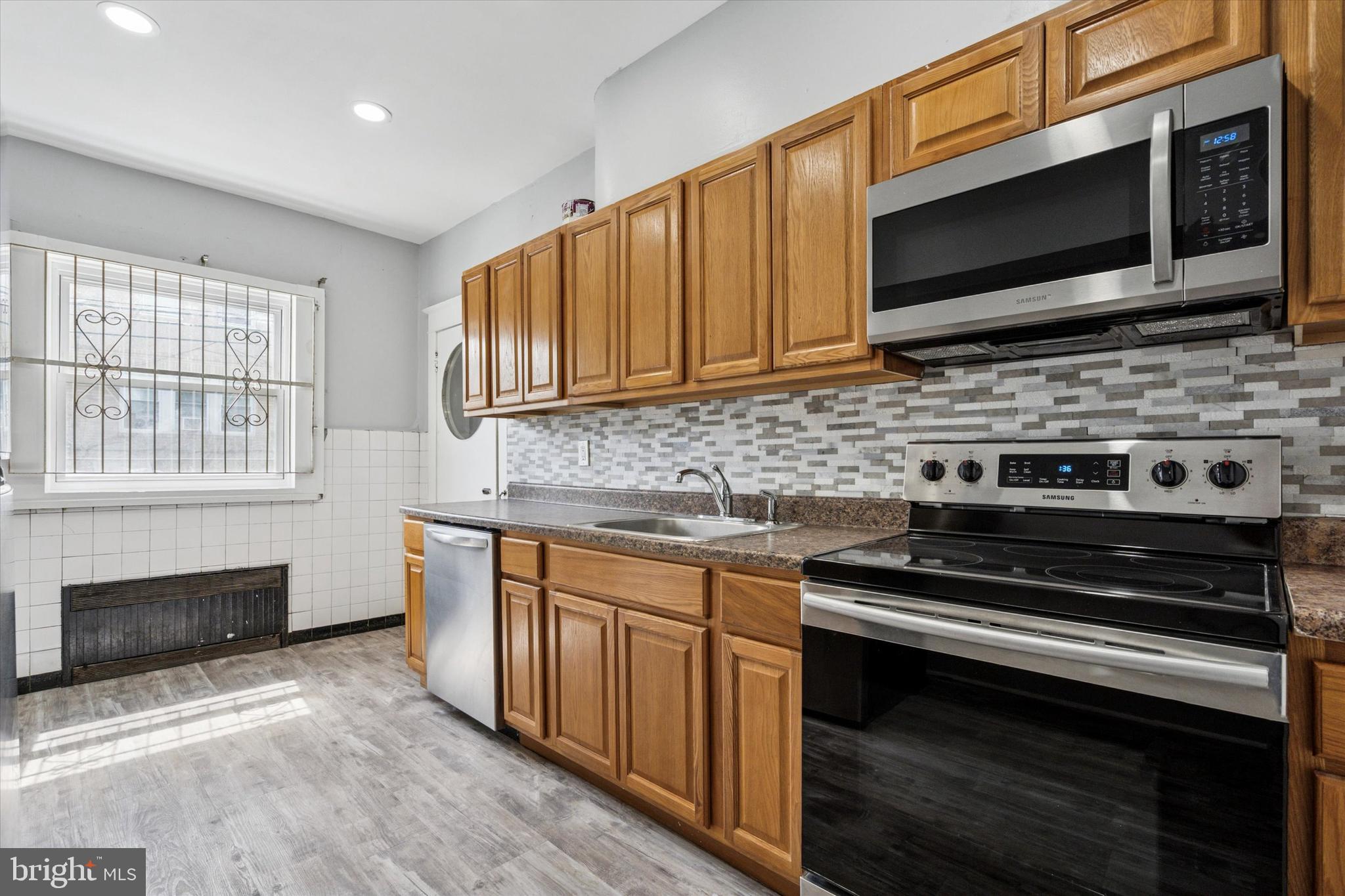 WEST PHILADELPHIA - Residential