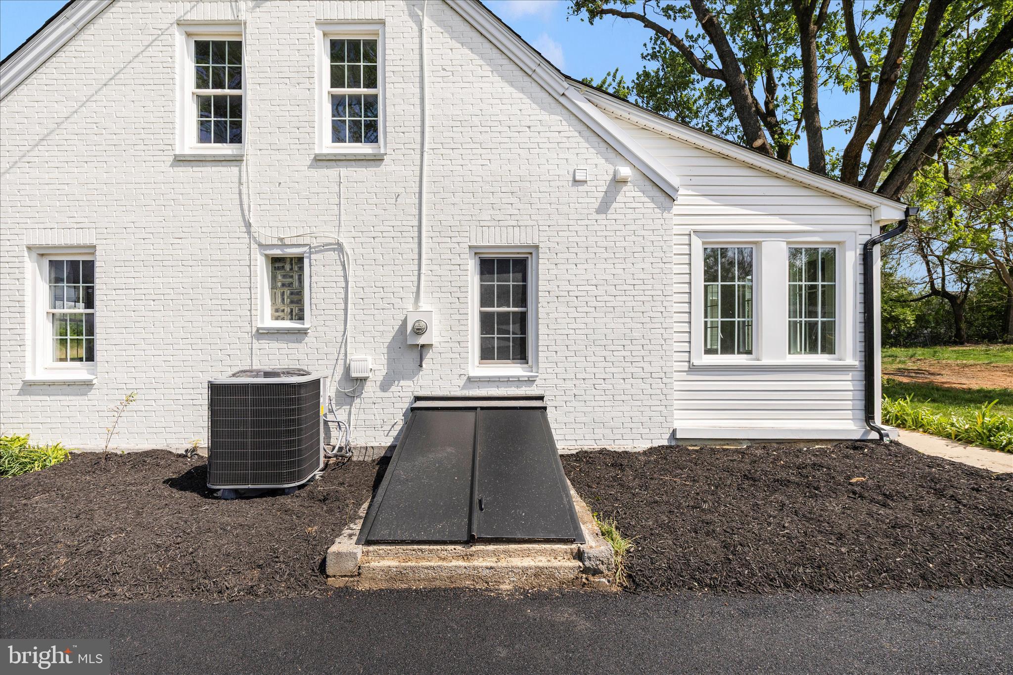 BUNKER HILL - Residential