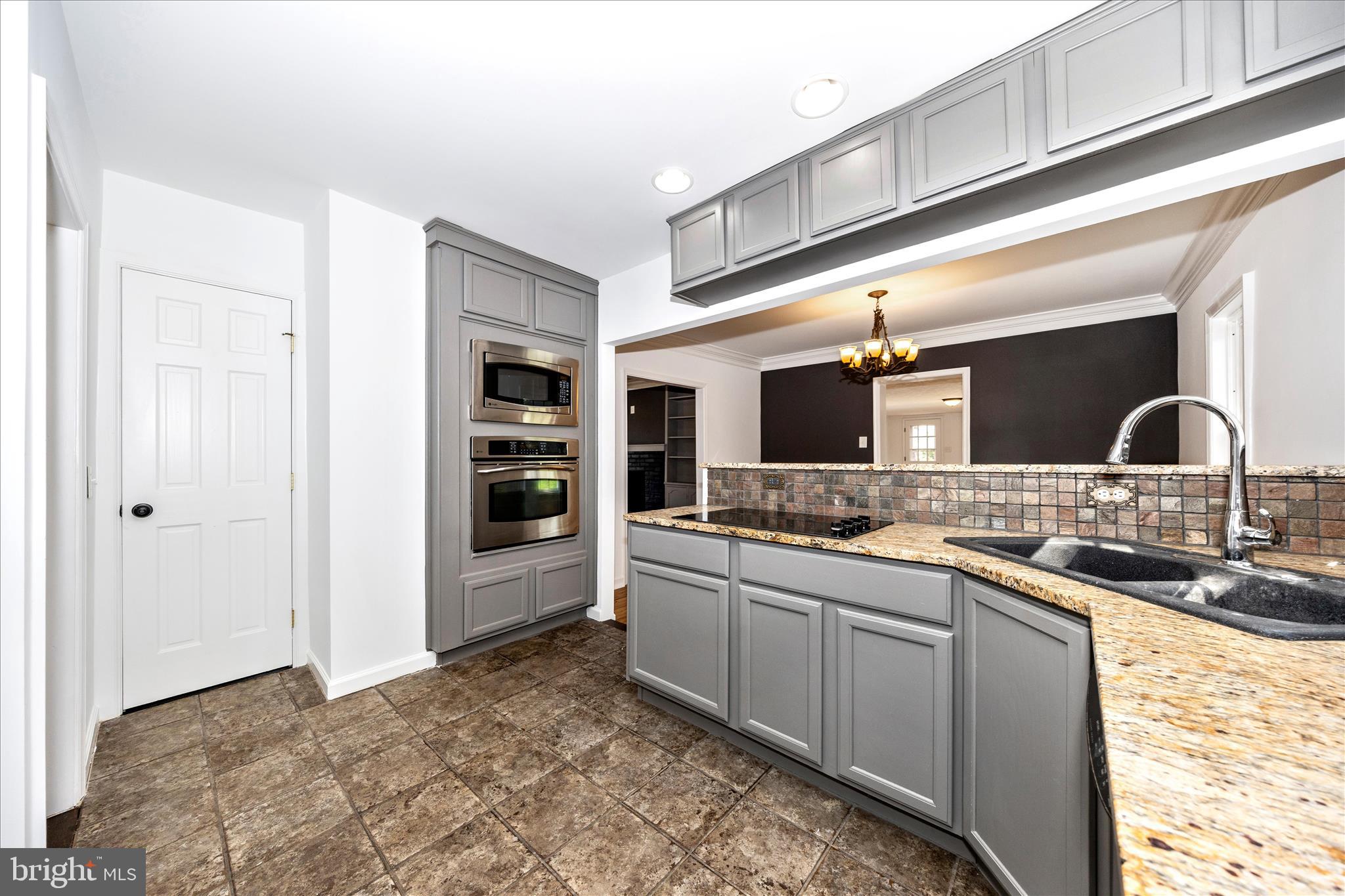 BUNKER HILL - Residential