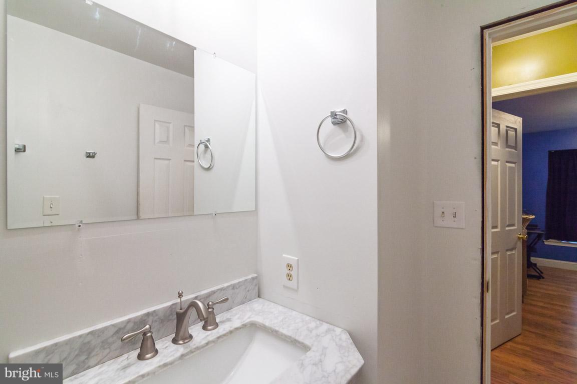 BLACK WALNUT RUN ESTATES - Residential