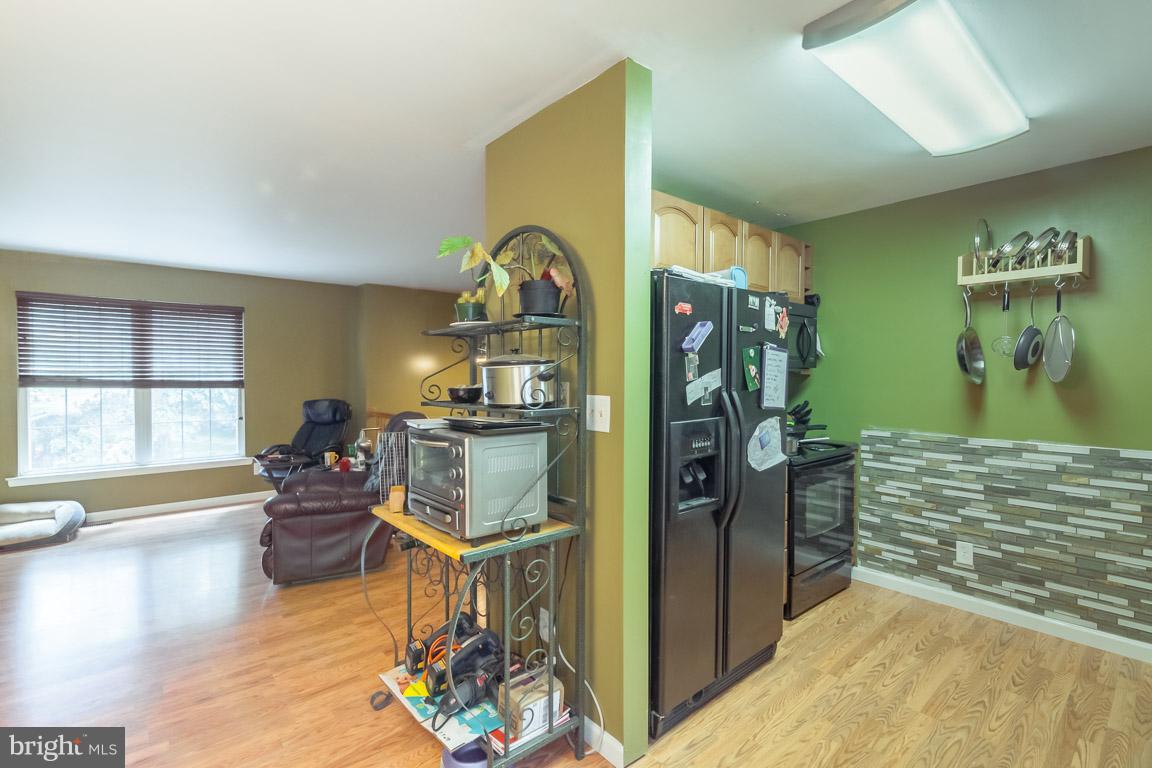 BLACK WALNUT RUN ESTATES - Residential