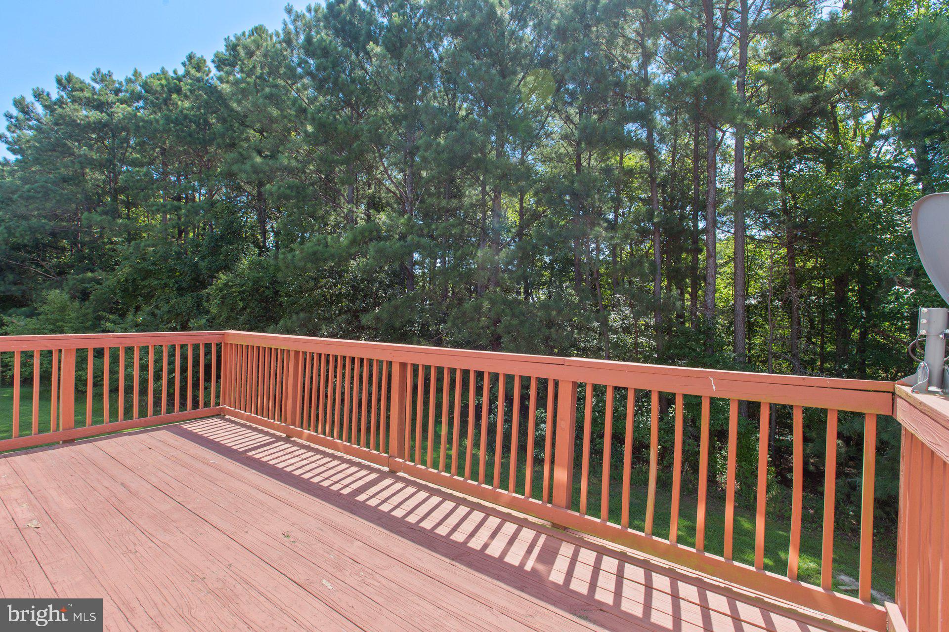 VILLAS ON WATERS EDGE - Residential