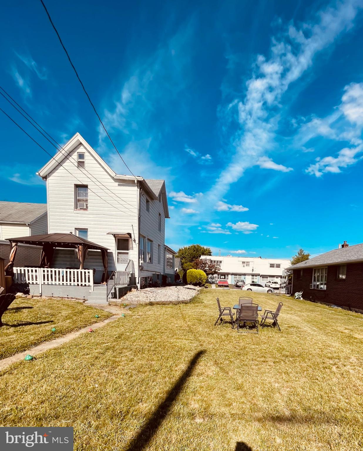808 N OSWEGO STREET