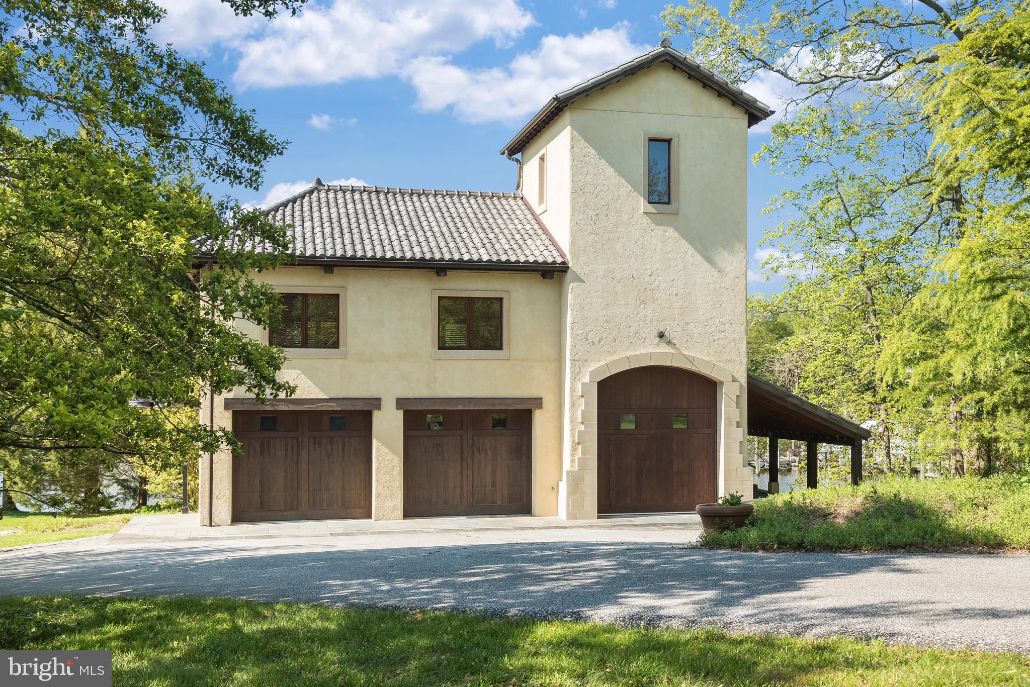 HARNESS CREEK - Residential