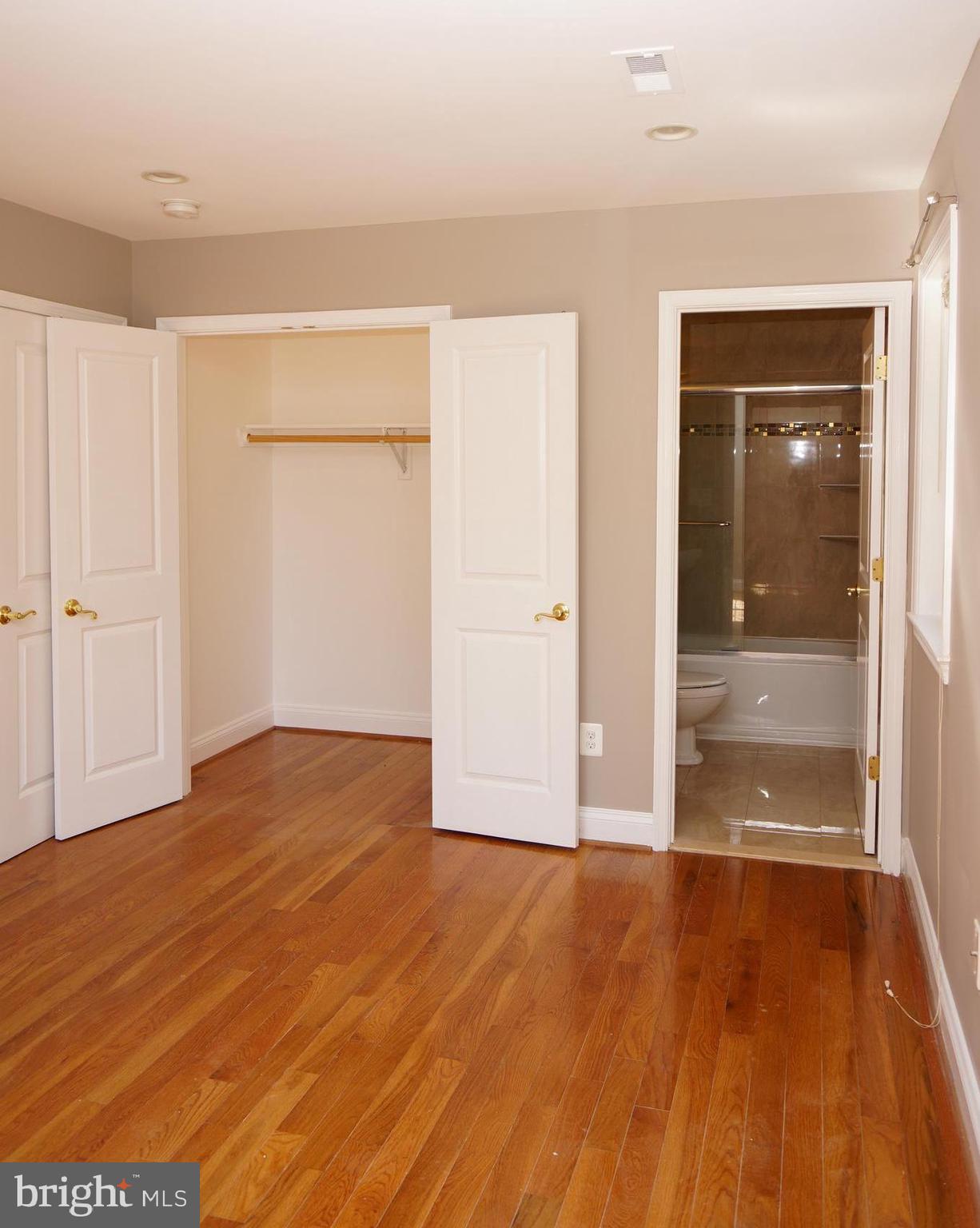 ROCKCREST - Residential Lease