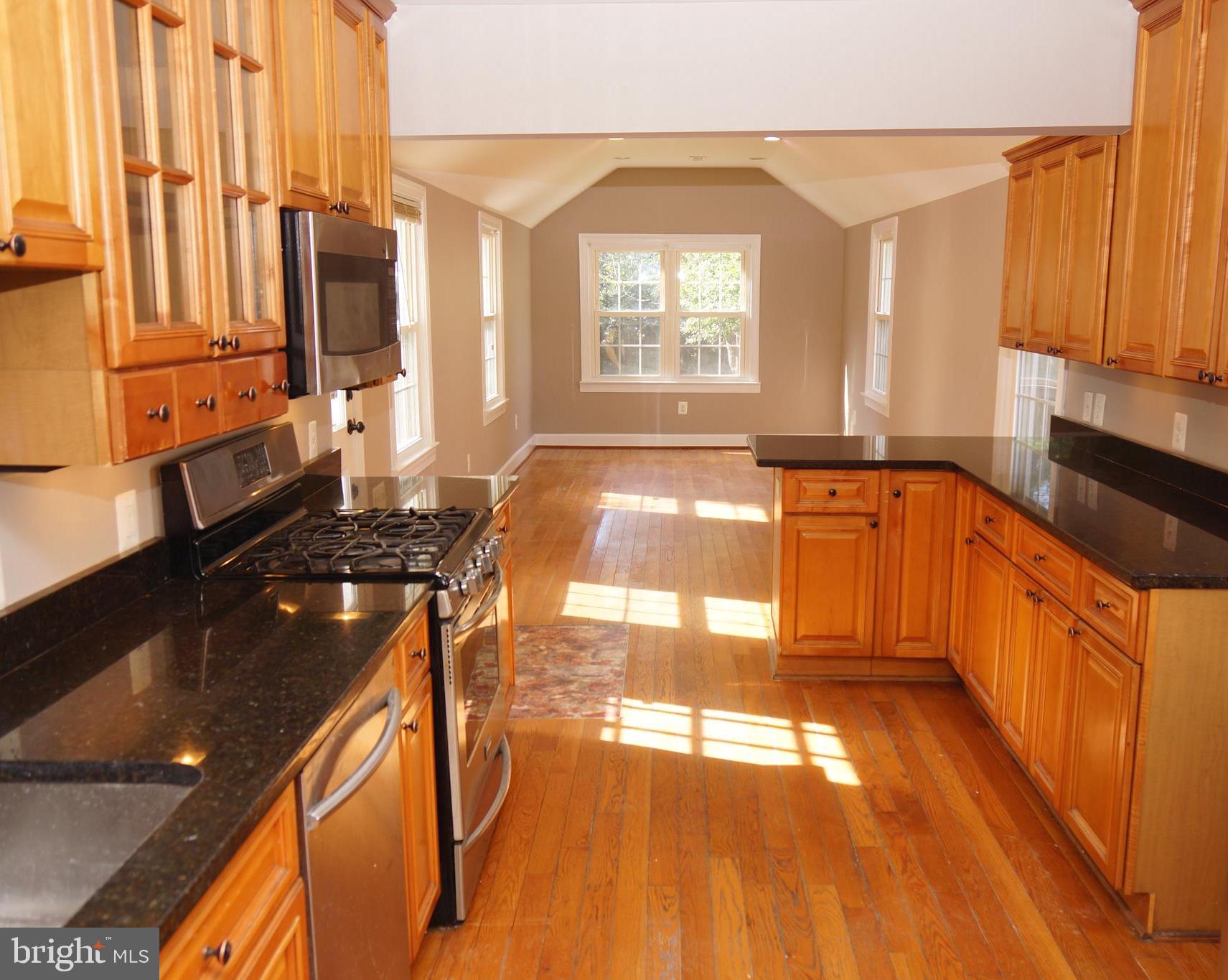 ROCKCREST - Residential Lease