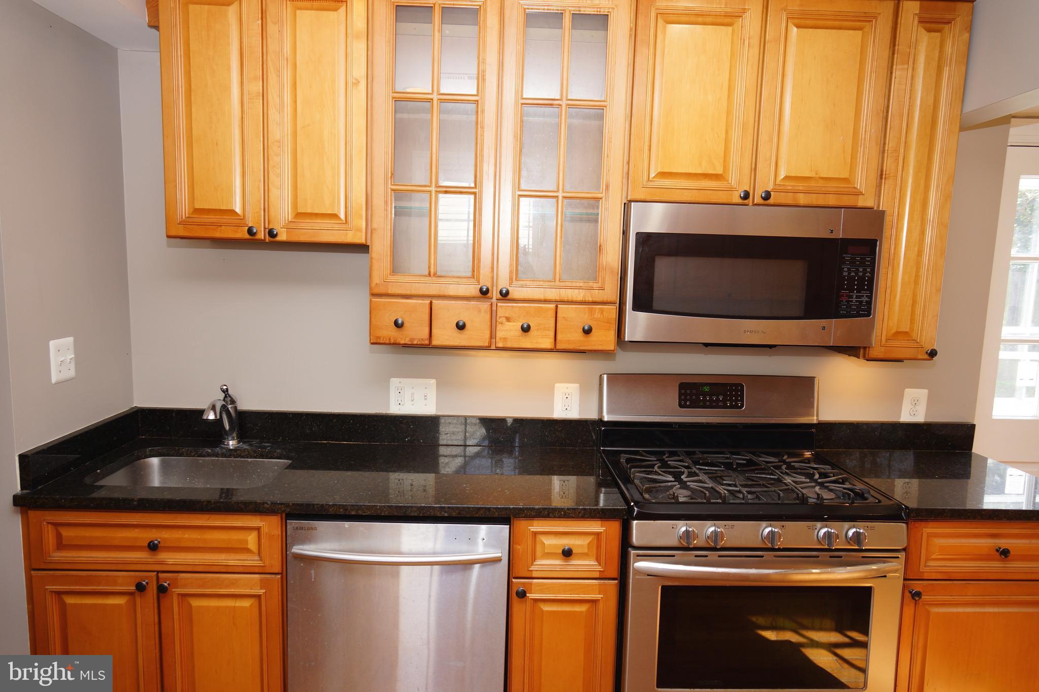 ROCKCREST - Residential Lease