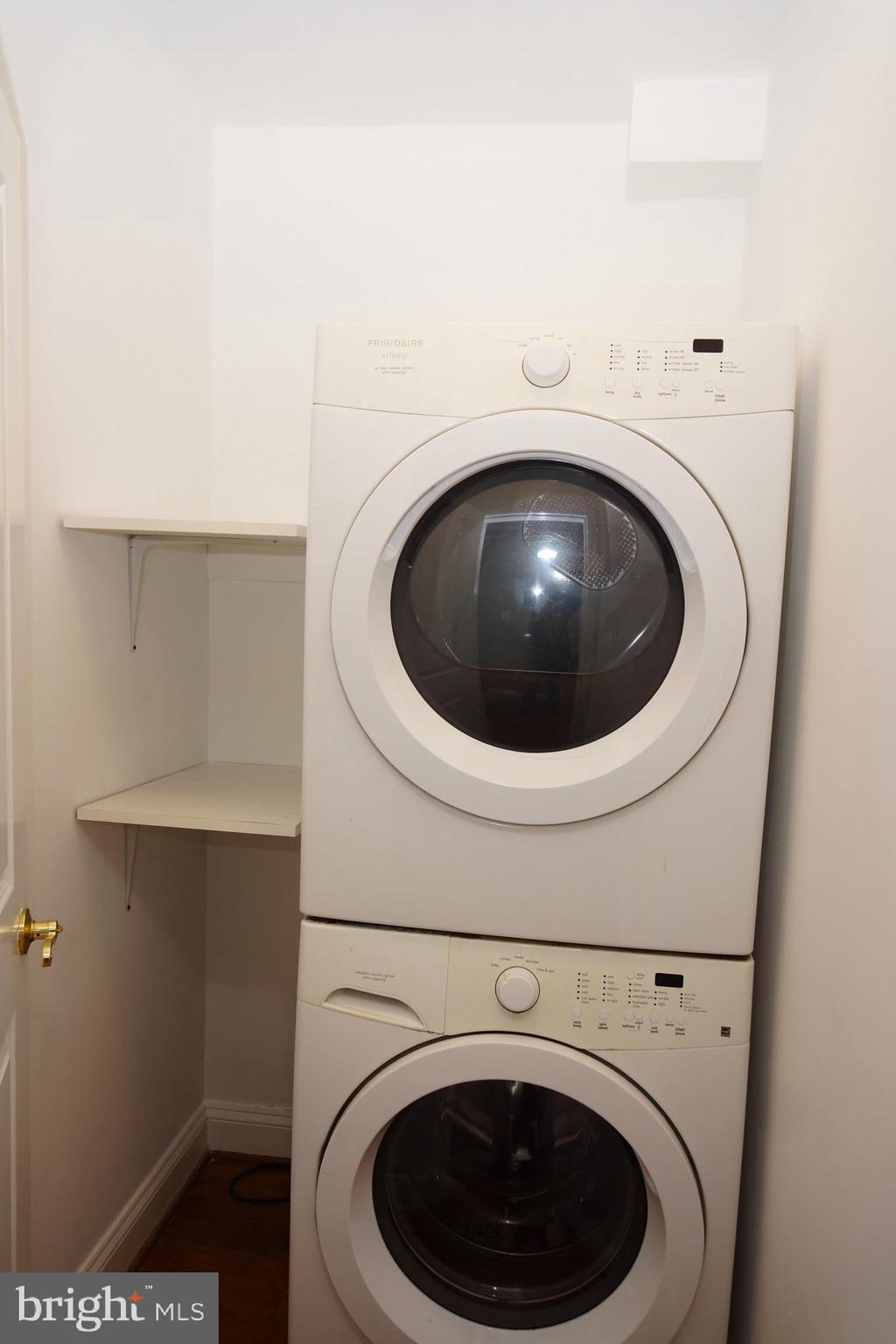 ROCKCREST - Residential Lease