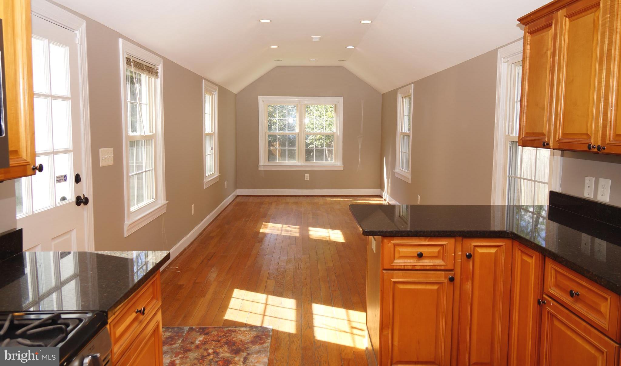 ROCKCREST - Residential Lease