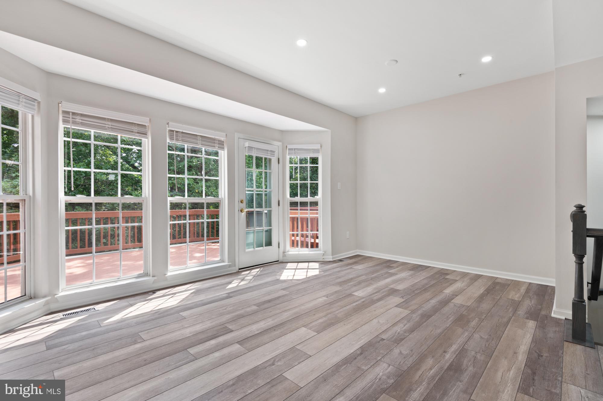 PAPILLON - Residential Lease