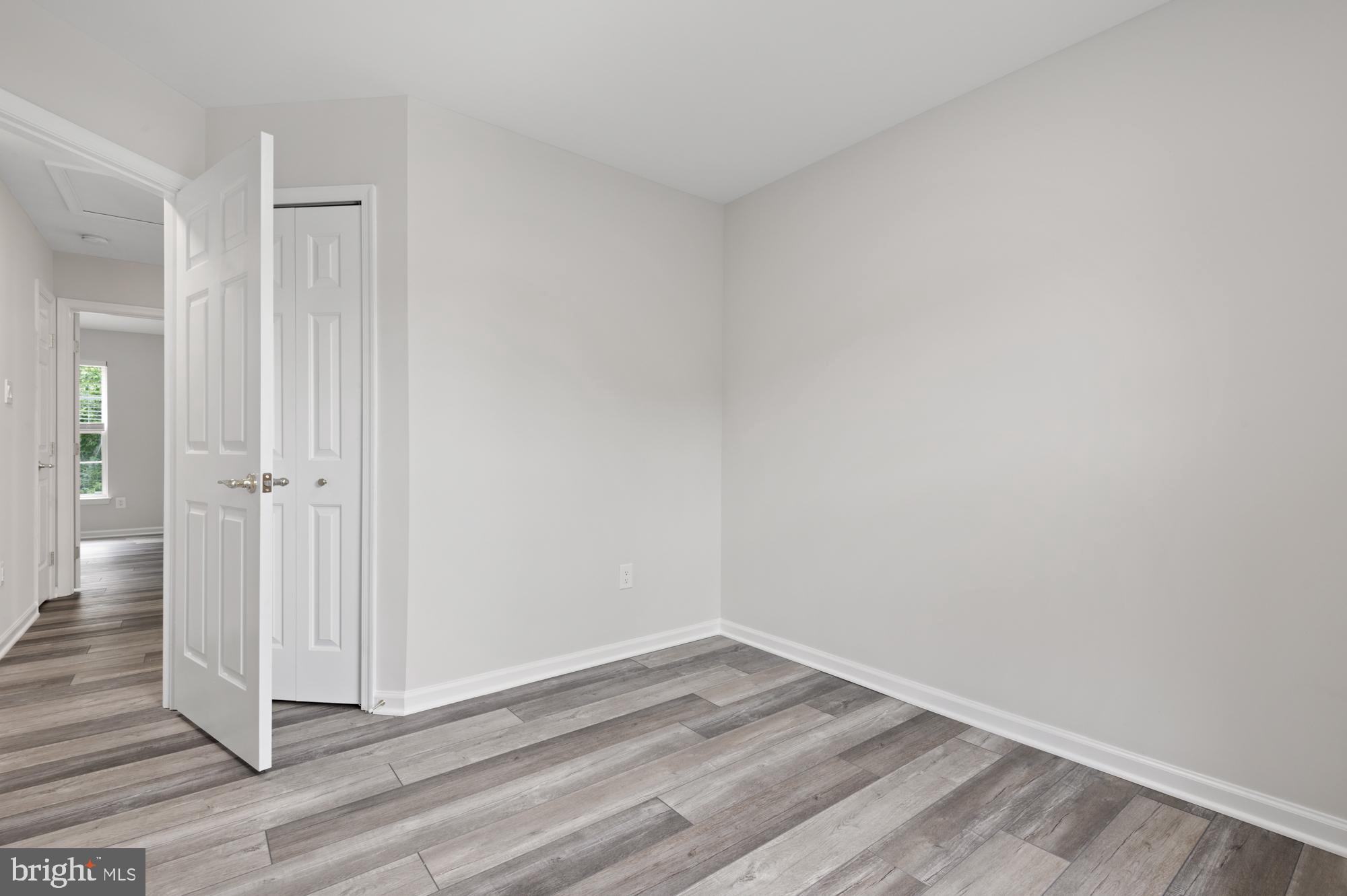 PAPILLON - Residential Lease