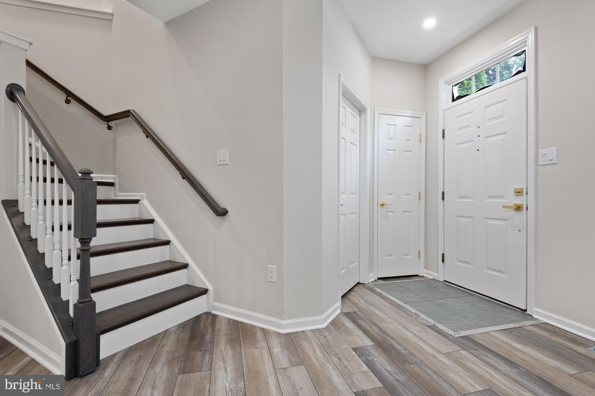 PAPILLON - Residential Lease