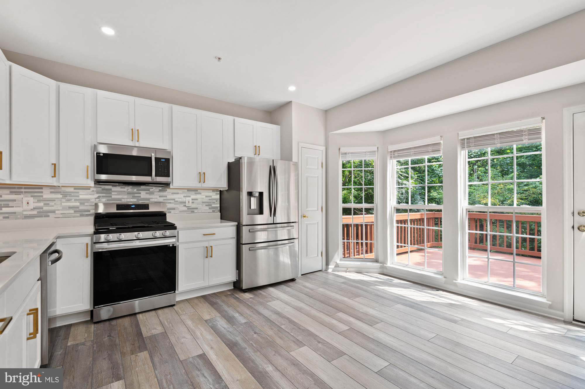 PAPILLON - Residential Lease