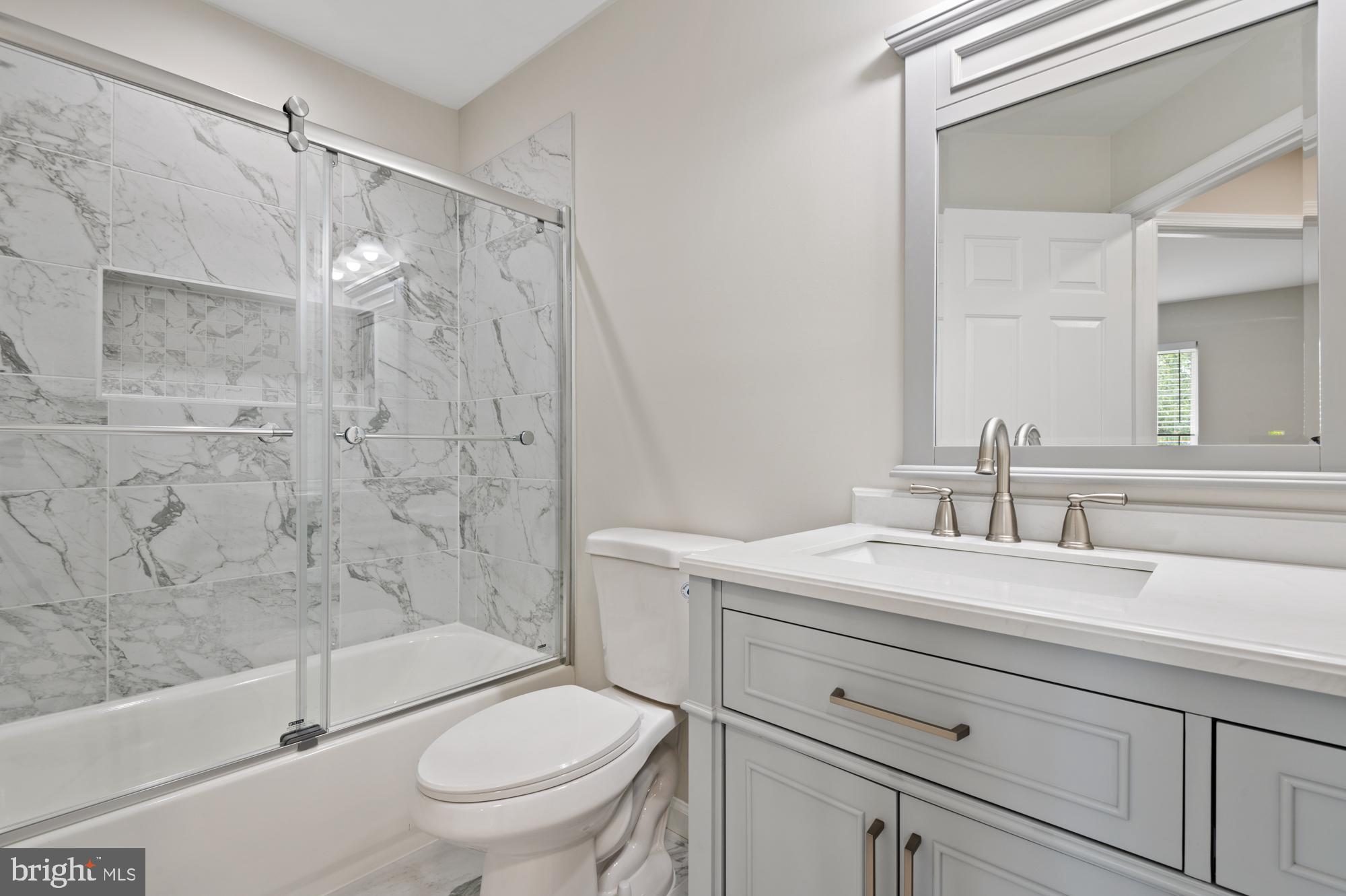 PAPILLON - Residential Lease