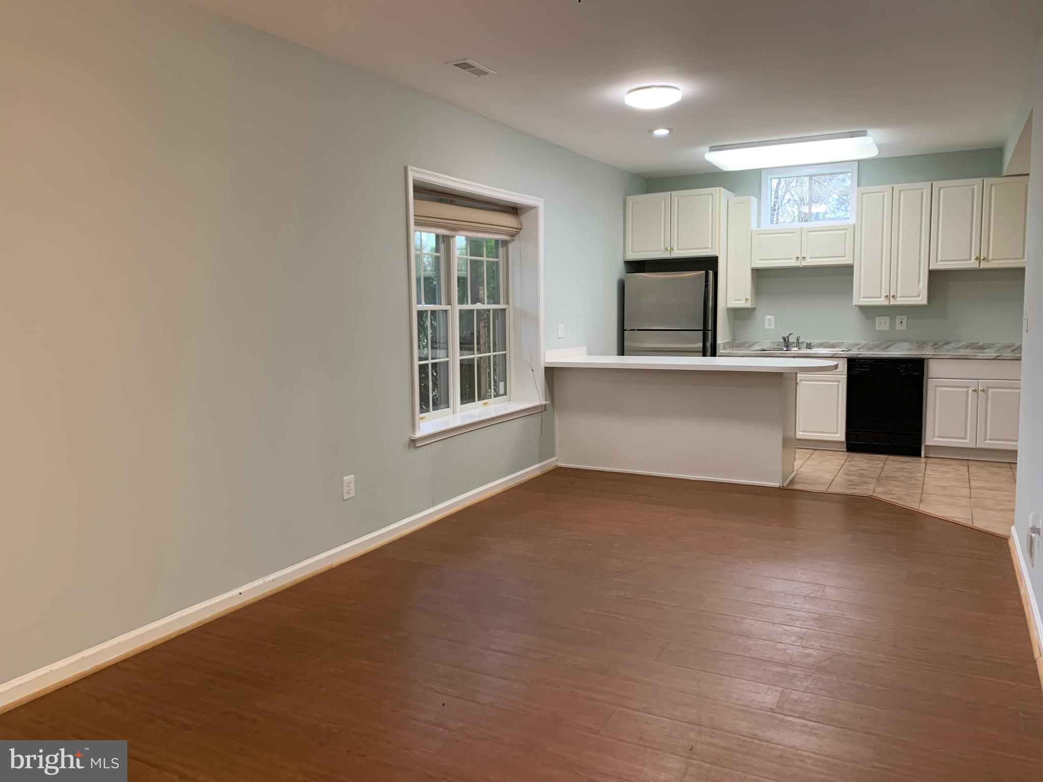 CENTURY OAK - Residential Lease