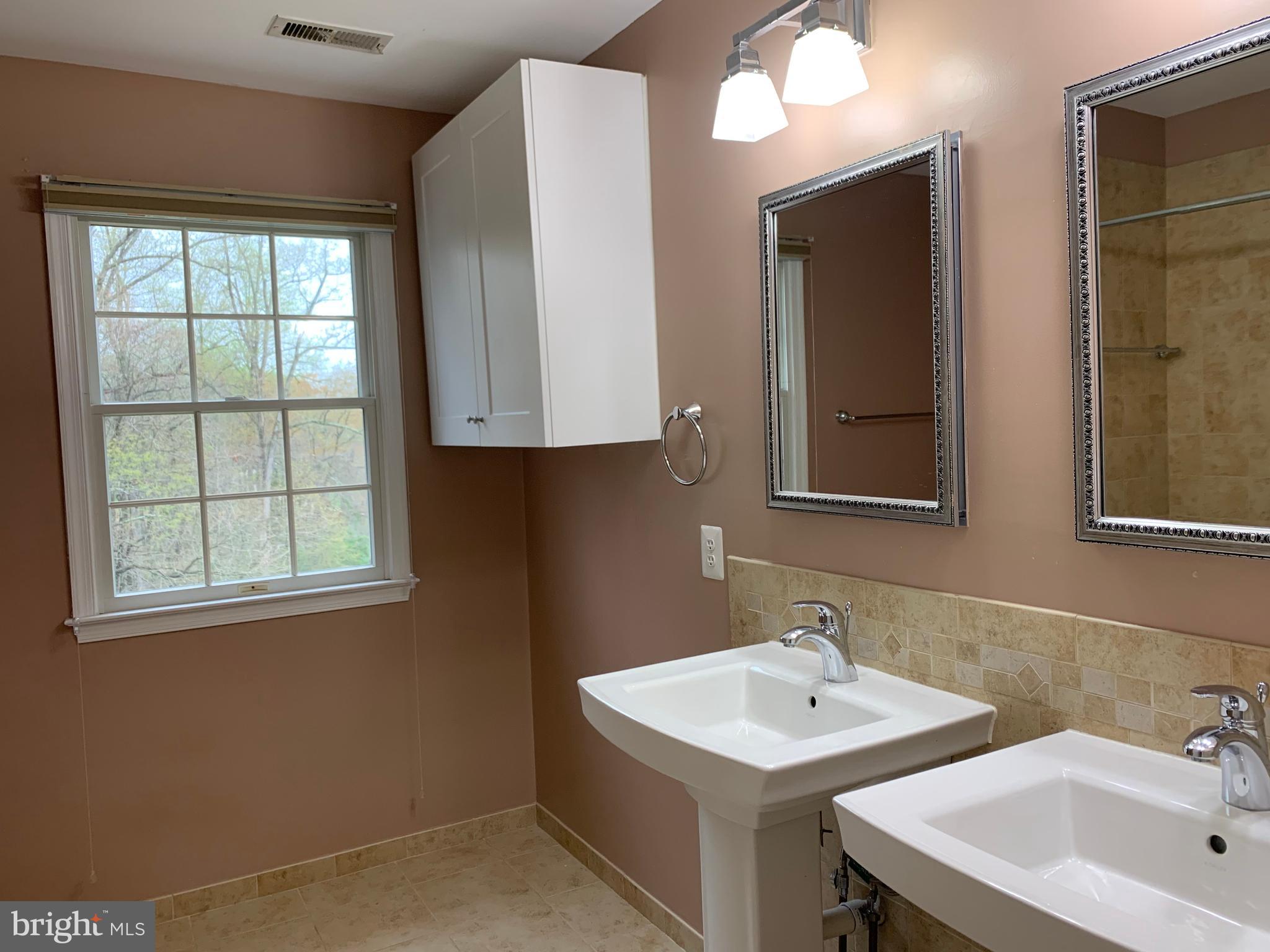 CENTURY OAK - Residential Lease