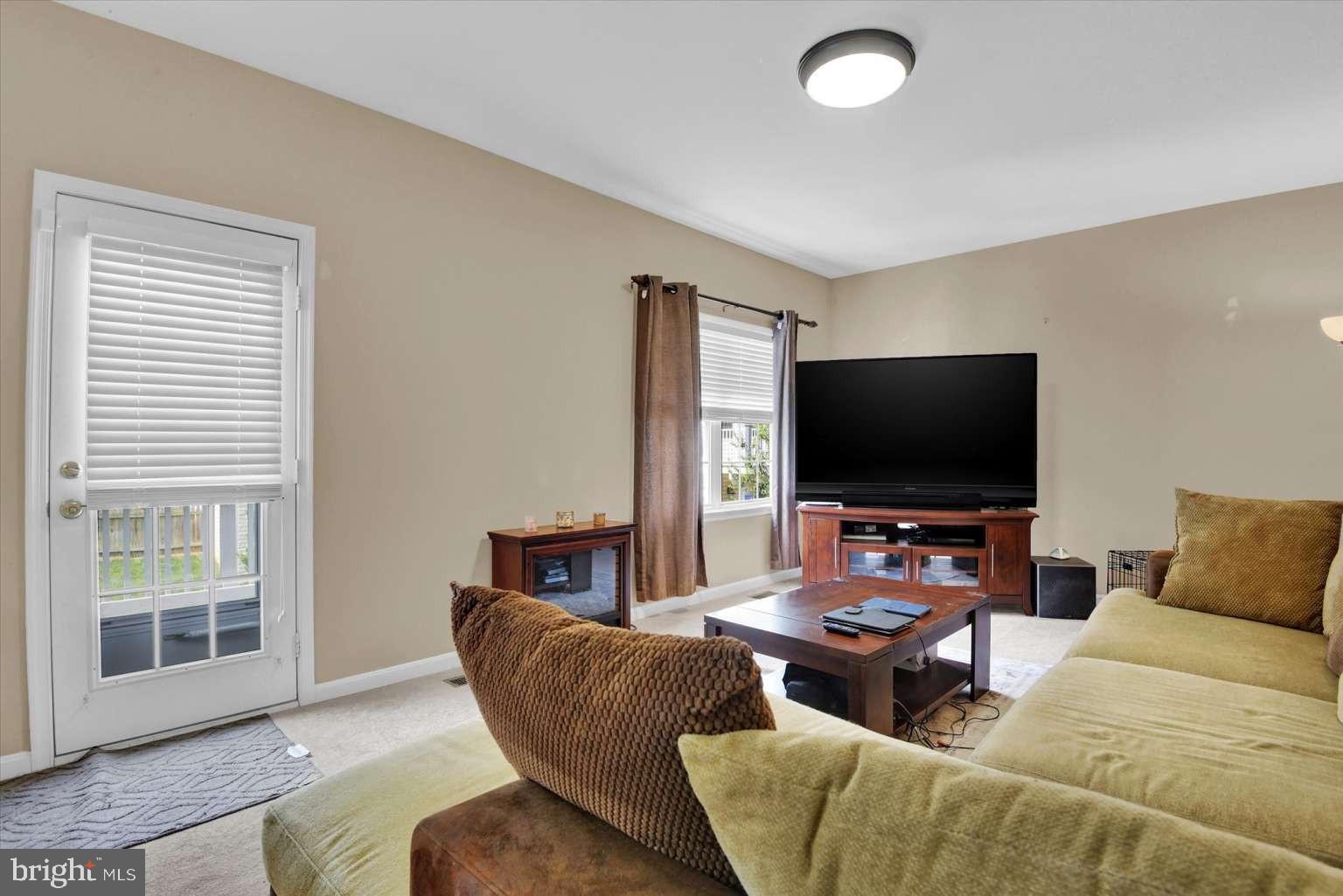 WORMANS MILL - Residential