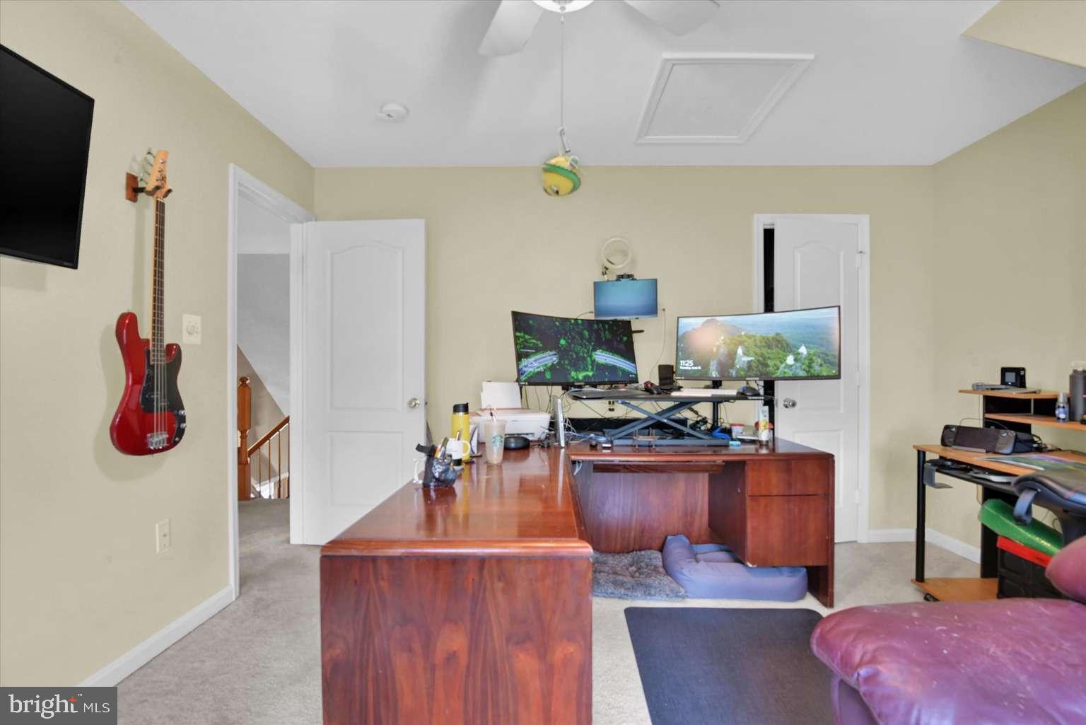 WORMANS MILL - Residential