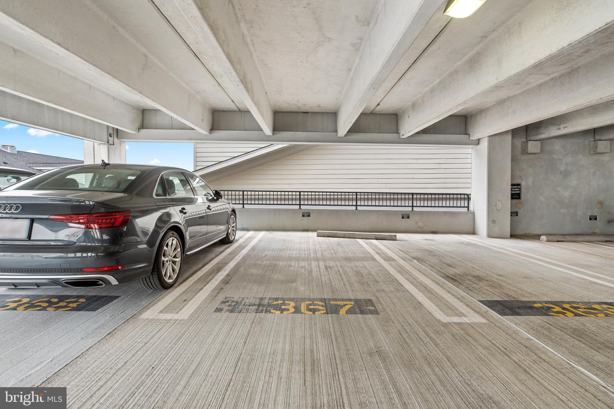 THE COLONNADE AT KENTLANDS - Residential