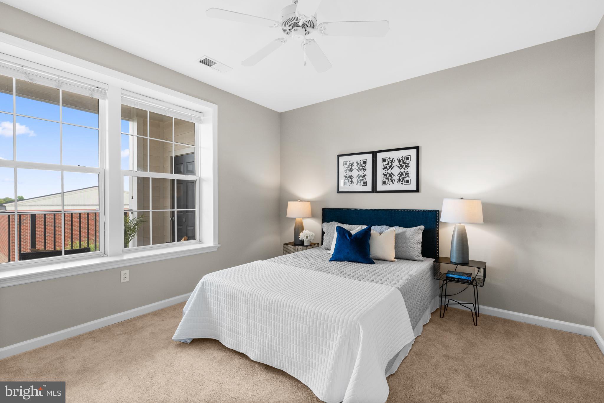 THE COLONNADE AT KENTLANDS - Residential