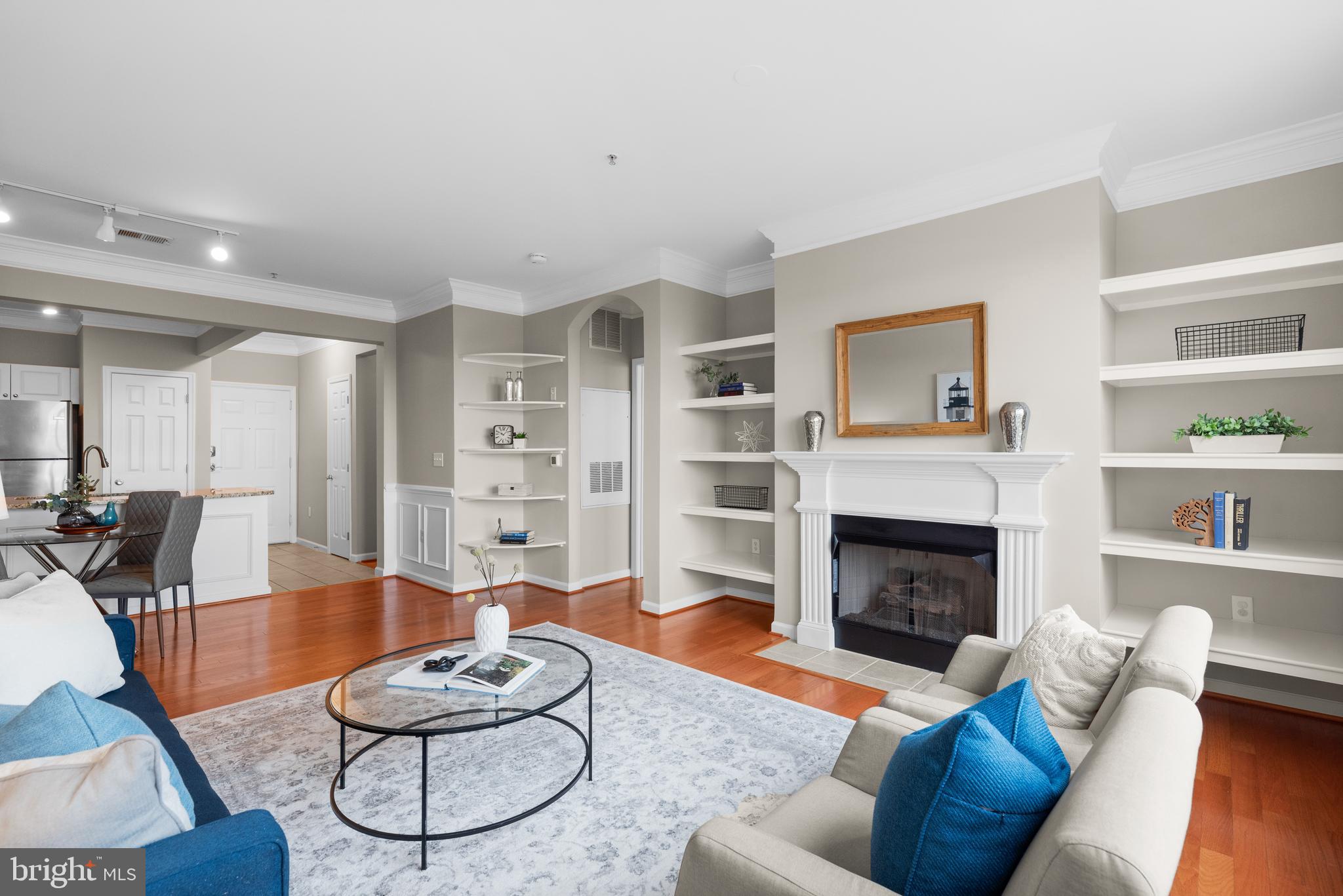 THE COLONNADE AT KENTLANDS - Residential