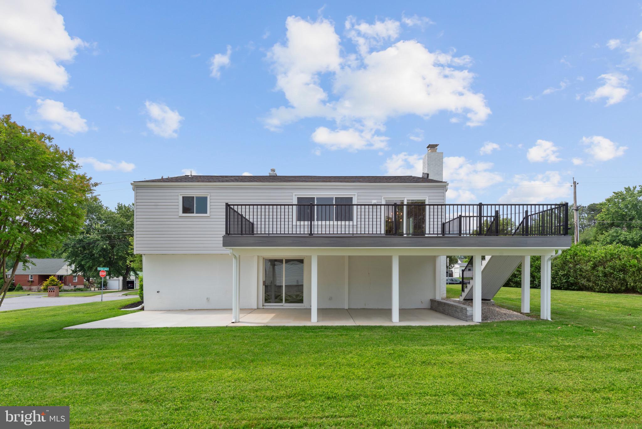 9301 SNYDER LANE