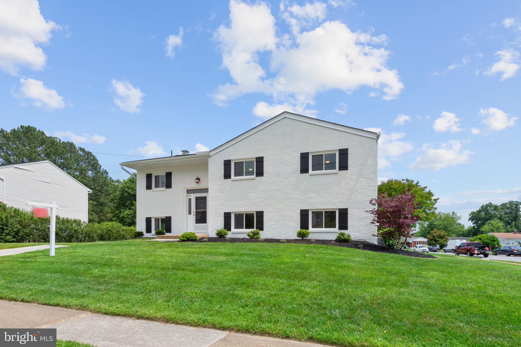 9301 SNYDER LANE