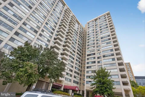 4515 Willard Avenue Unit 508S, Chevy Chase, MD MLS: MDMC2204340