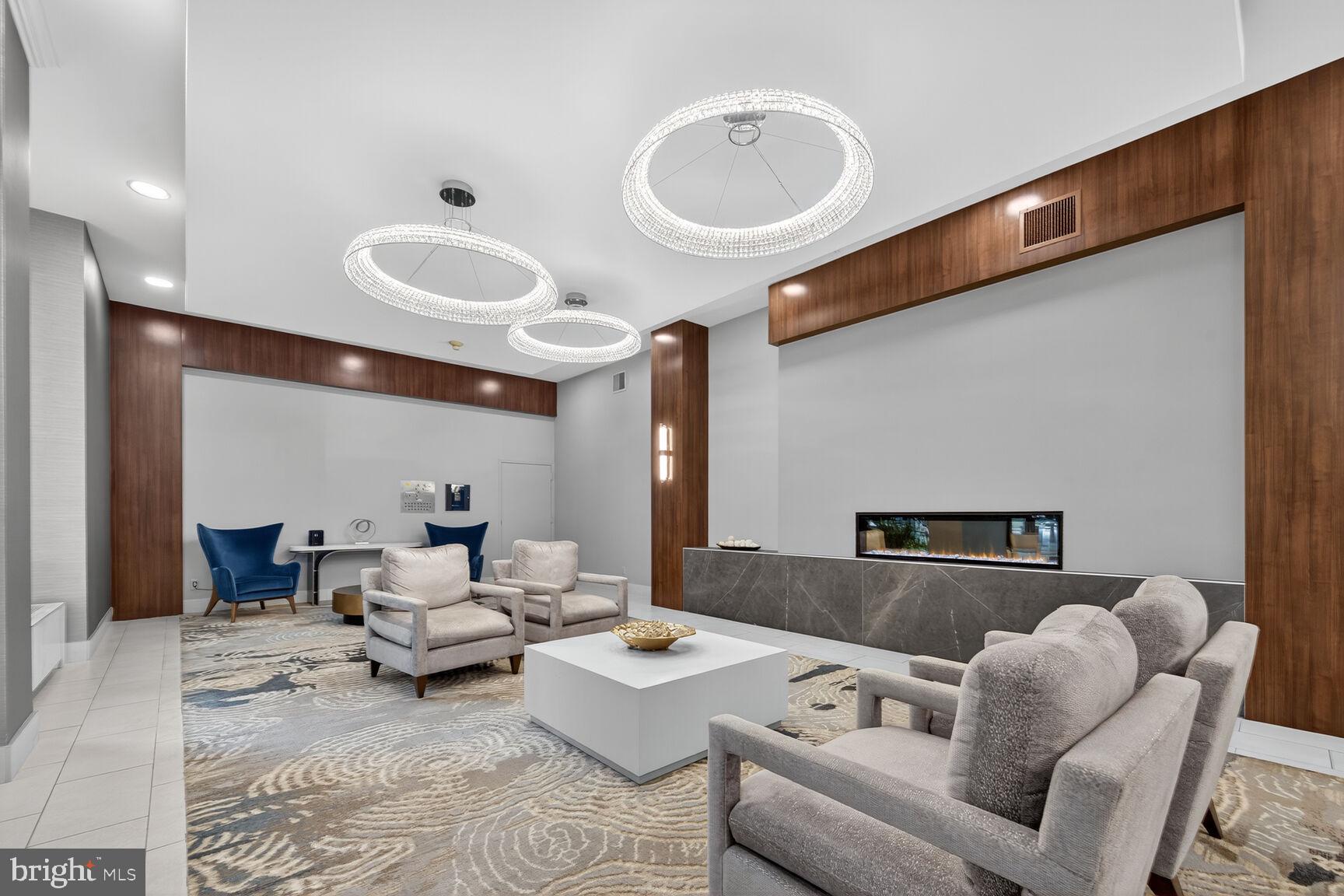 WILLOUGHBY OF CHEVY CHASE - Residential