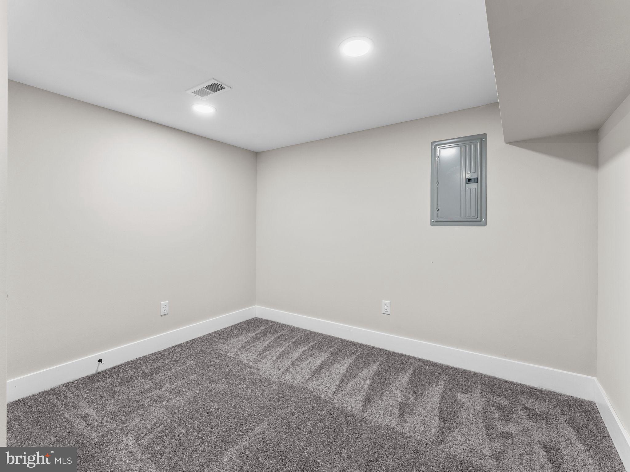 WEST PHILADELPHIA - Residential