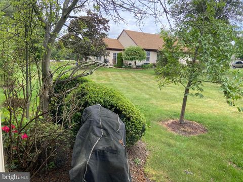 Photo of 8 - C Benjamin Franklin Drive, MONROE TOWNSHIP, NJ 08831 (MLS # NJMX2010730)