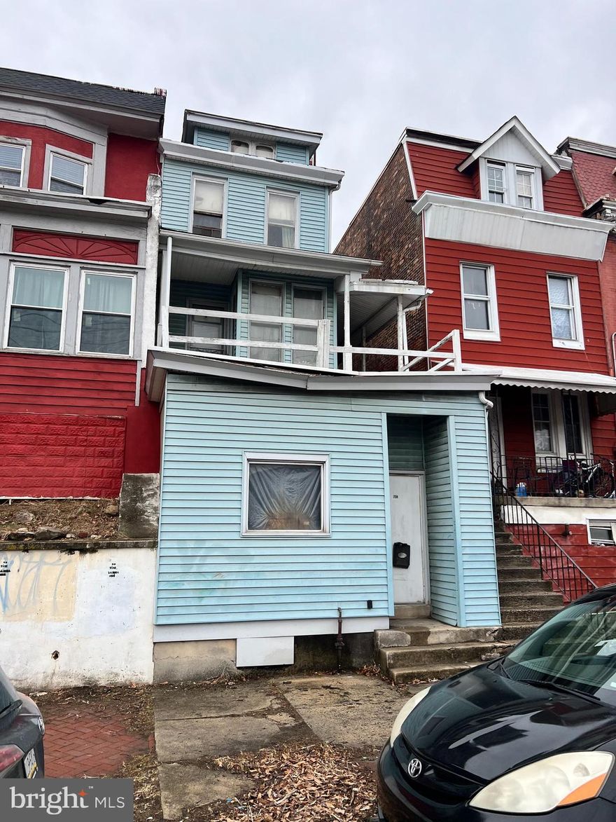 Handyman Special, this semi detached home needs some love, but is priced accordingly. Updated mechanicals and electrical. Schedule today, this one won't last.