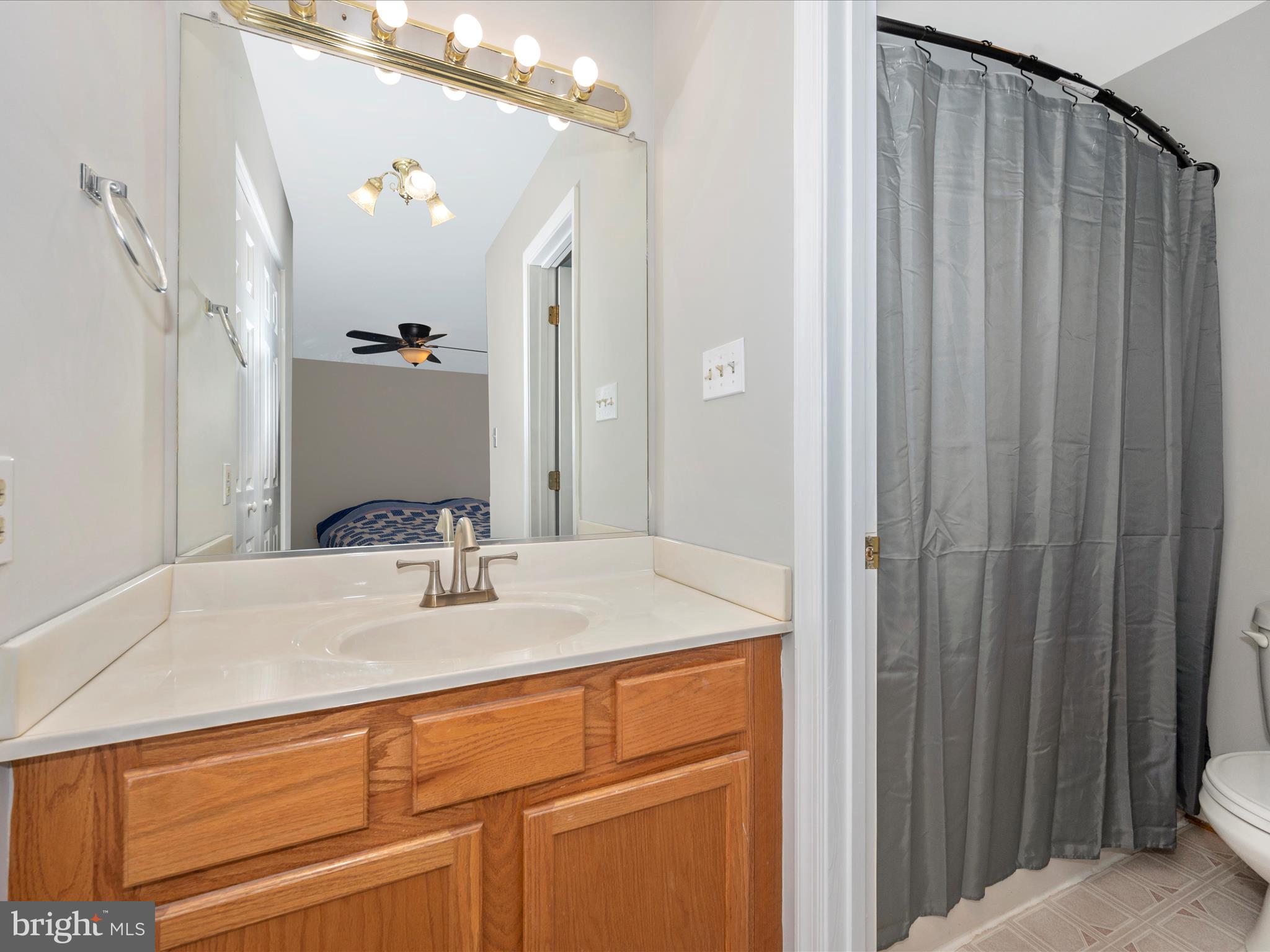 WHISPERING HILLS - Residential