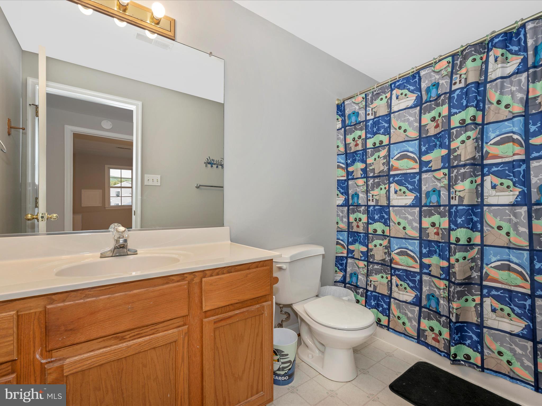 WHISPERING HILLS - Residential