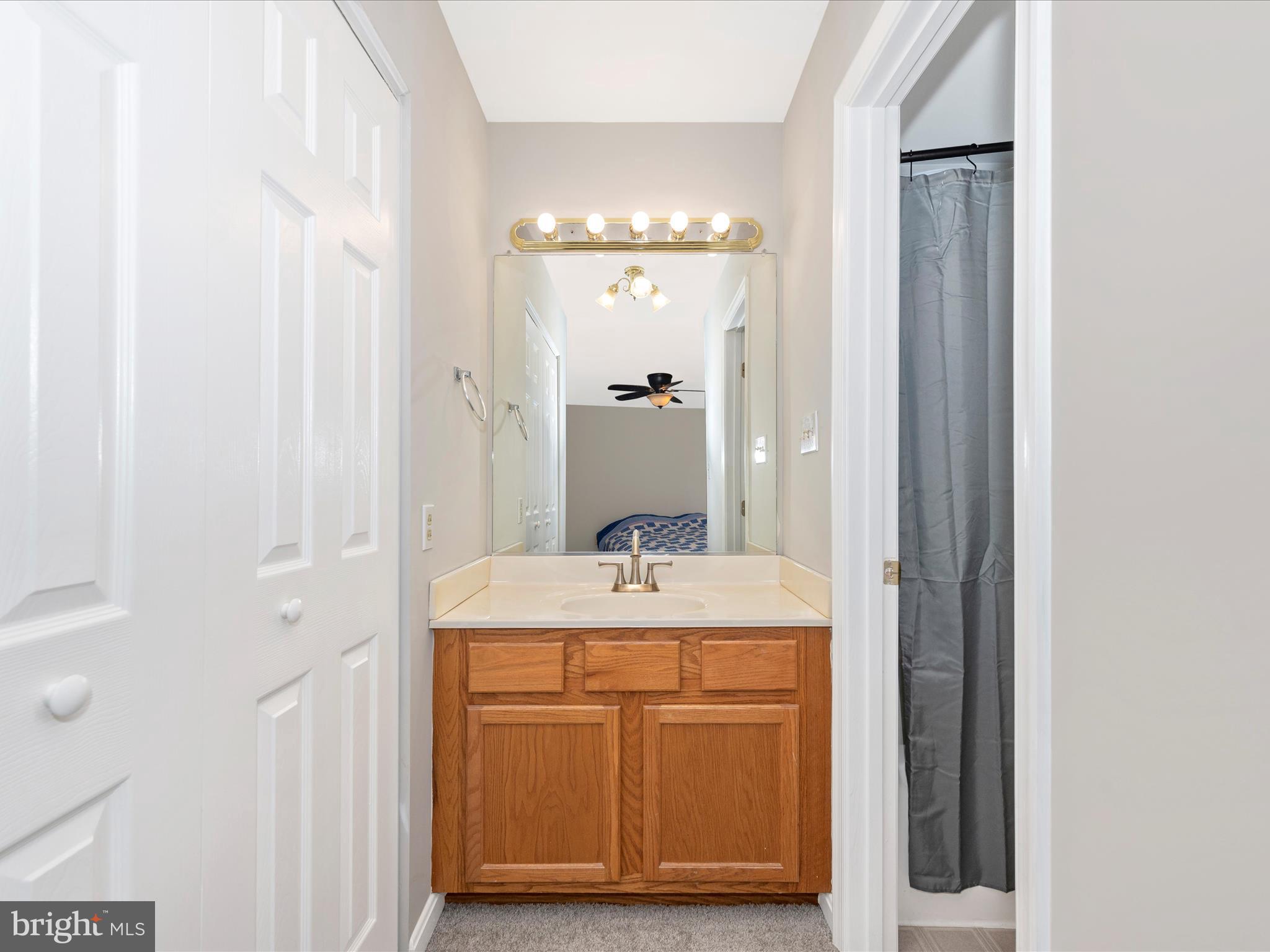 WHISPERING HILLS - Residential